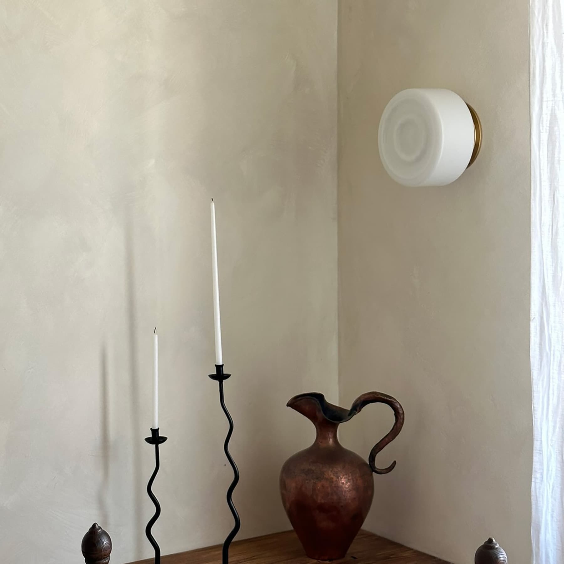 Kinkiet Atlantic szło opalowe, mosiądz, Embassy Interiors - 76032