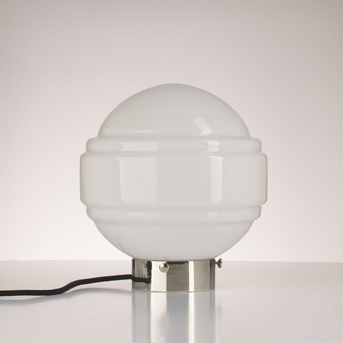 Lampa stołowa Saturn szkło, nikiel, Embassy Interiors - 76223