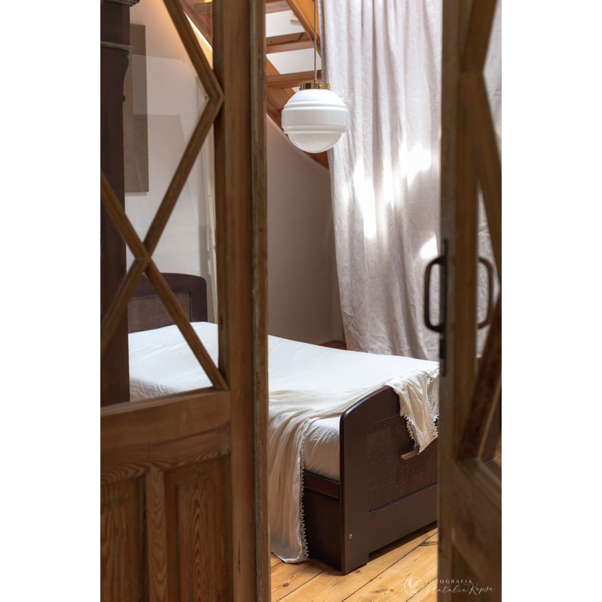 Lampa wisząca Saturn szkło, mosiądz, Embassy Interiors - 76069