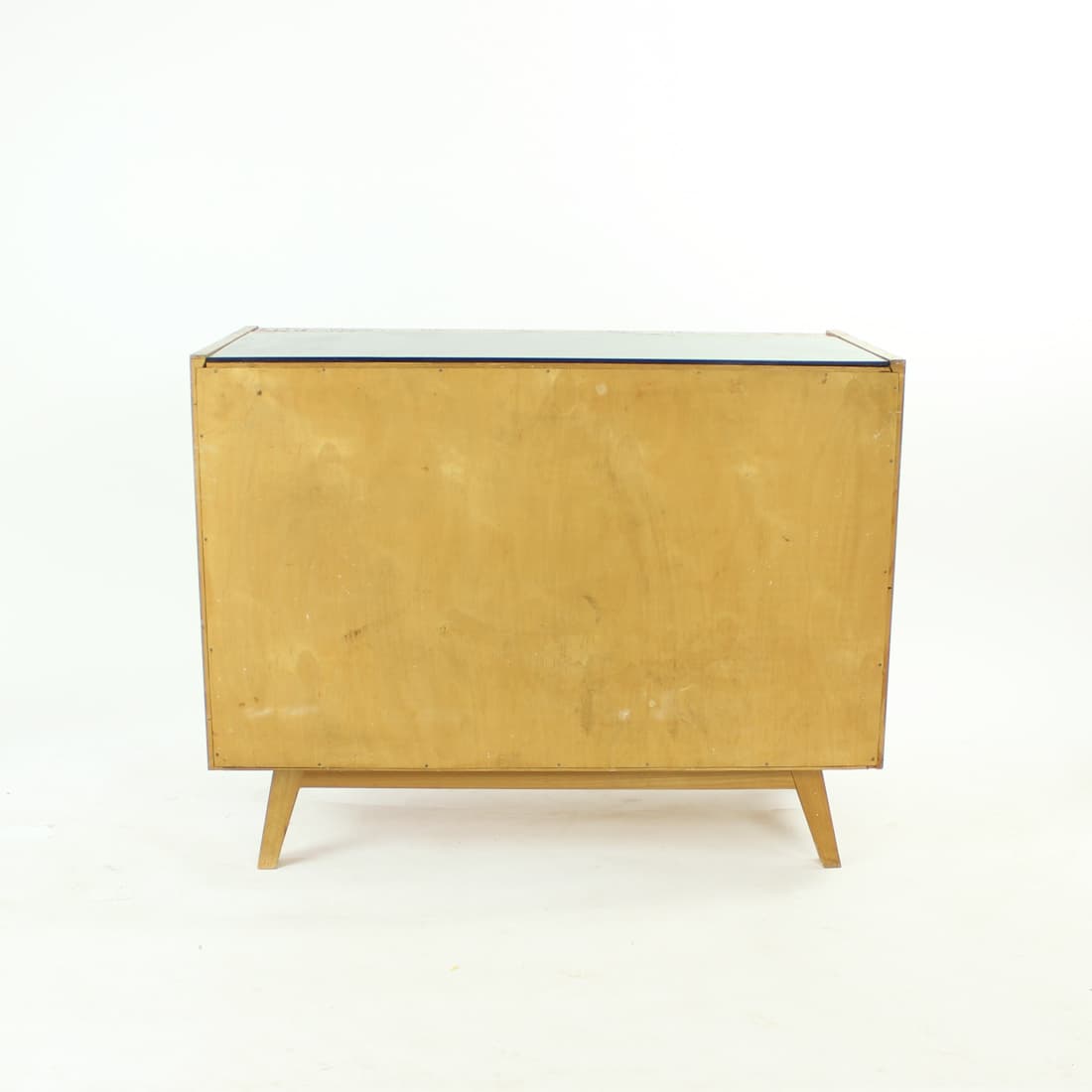 Kredens, dąb brązowy, szkło czarne, Czechosłowacja, lata 60. - 91470