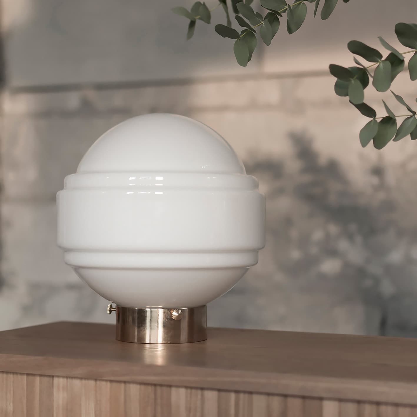 Lampa stołowa Saturn szkło, mosiądz, Embassy Interiors - 77423