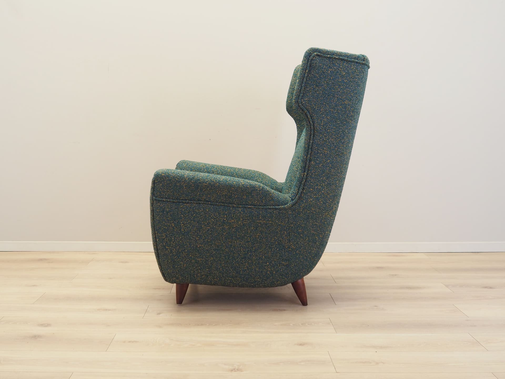 Lounge chair, green fabric, Italy, 1970s. - 78866