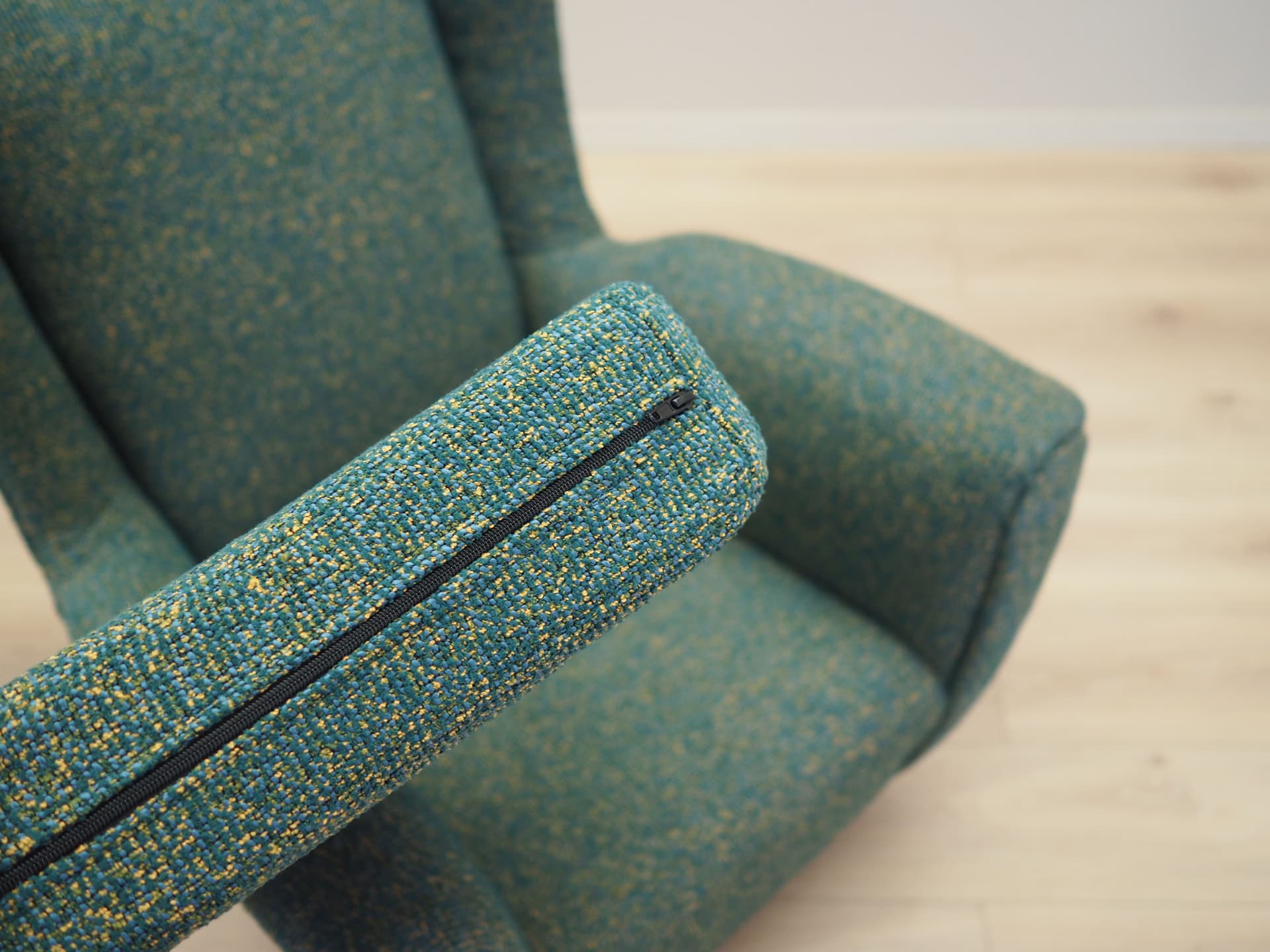 Lounge chair, green fabric, Italy, 1970s. - 78867