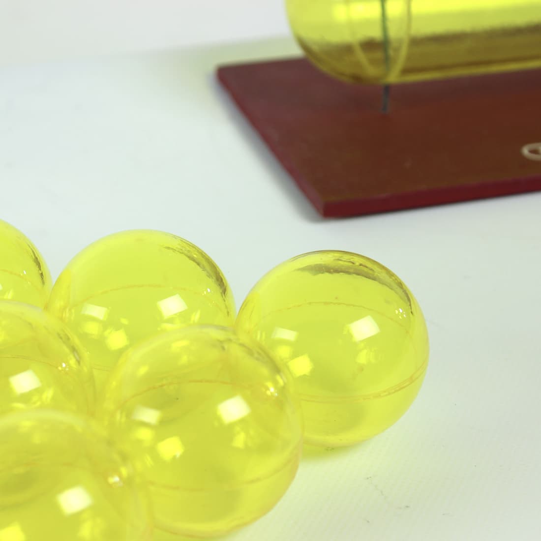 Model cząsteczki etylenu, multikolor, plastik, Czechosłowacja, lata 60. - 91122