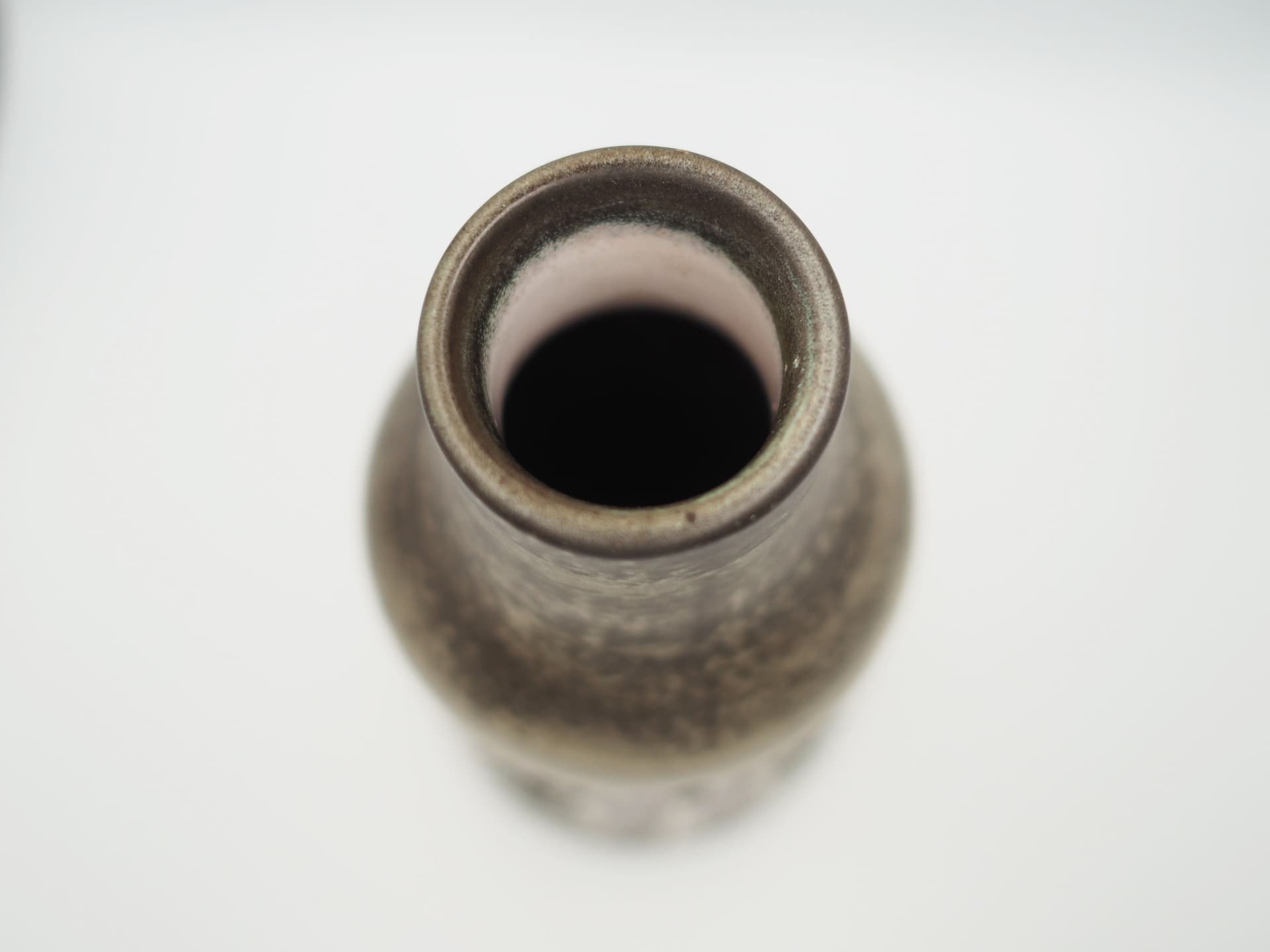 Wazon, oliwkowy, kamionka, Johgus Bornholm Keramik, Dania, lata 60. - 79005