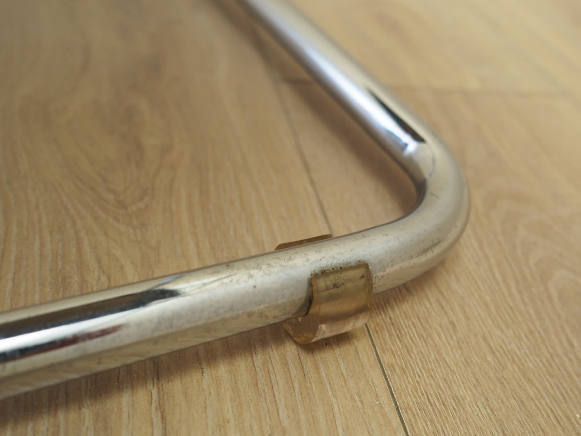 Krzesło, skóra czarna, metal chromowany, Włochy, lata 70. - 80516