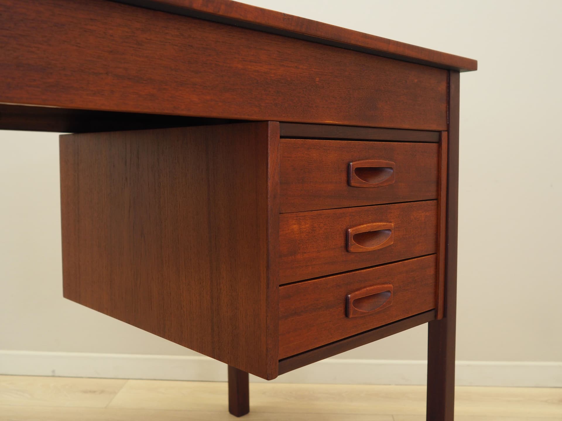 Desk, brown teak, Denmark, 1970s. - 80529