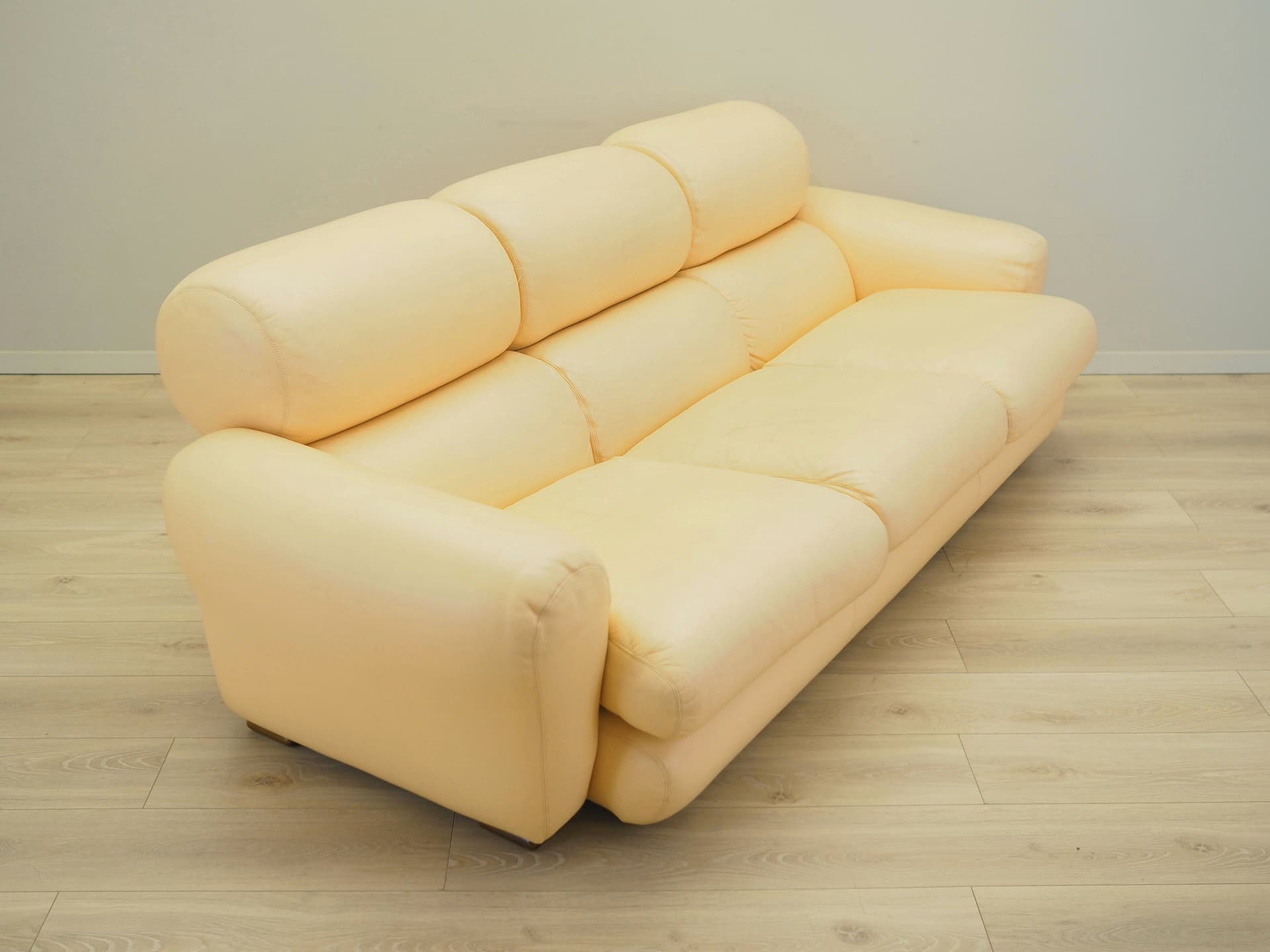 Sofa, żółty, skóra naturalna, Włochy, lata 60. - 81026