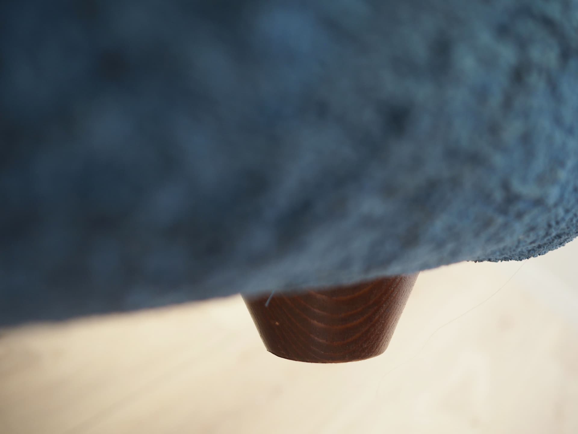 Armchair, blue velvet, Italy, 1970s. - 81114