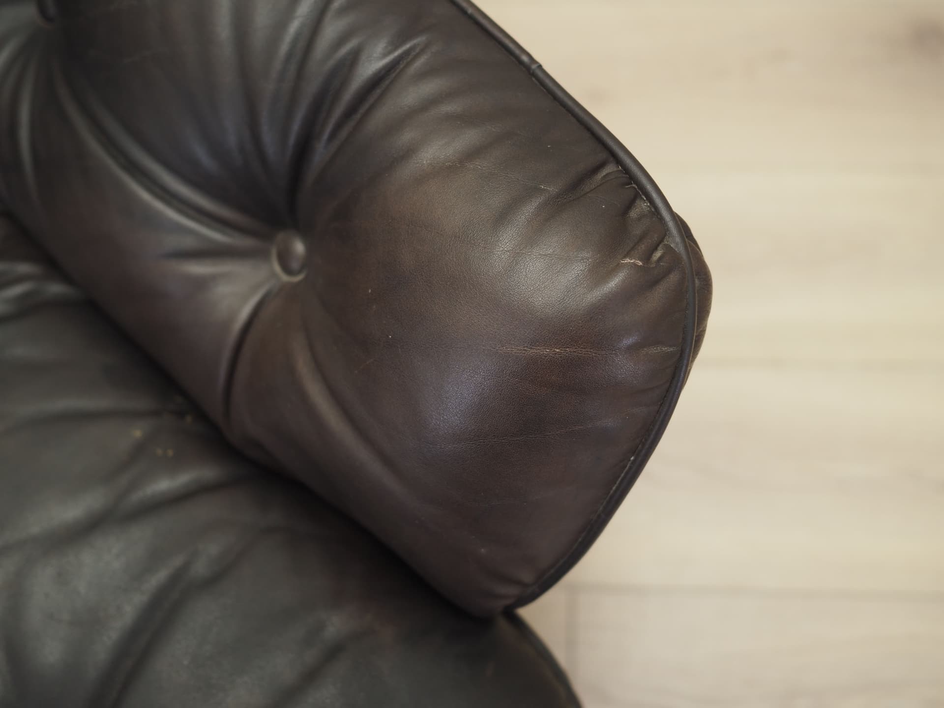 Armchair, dark brown natural leather, Italy, 1970s. - 81222
