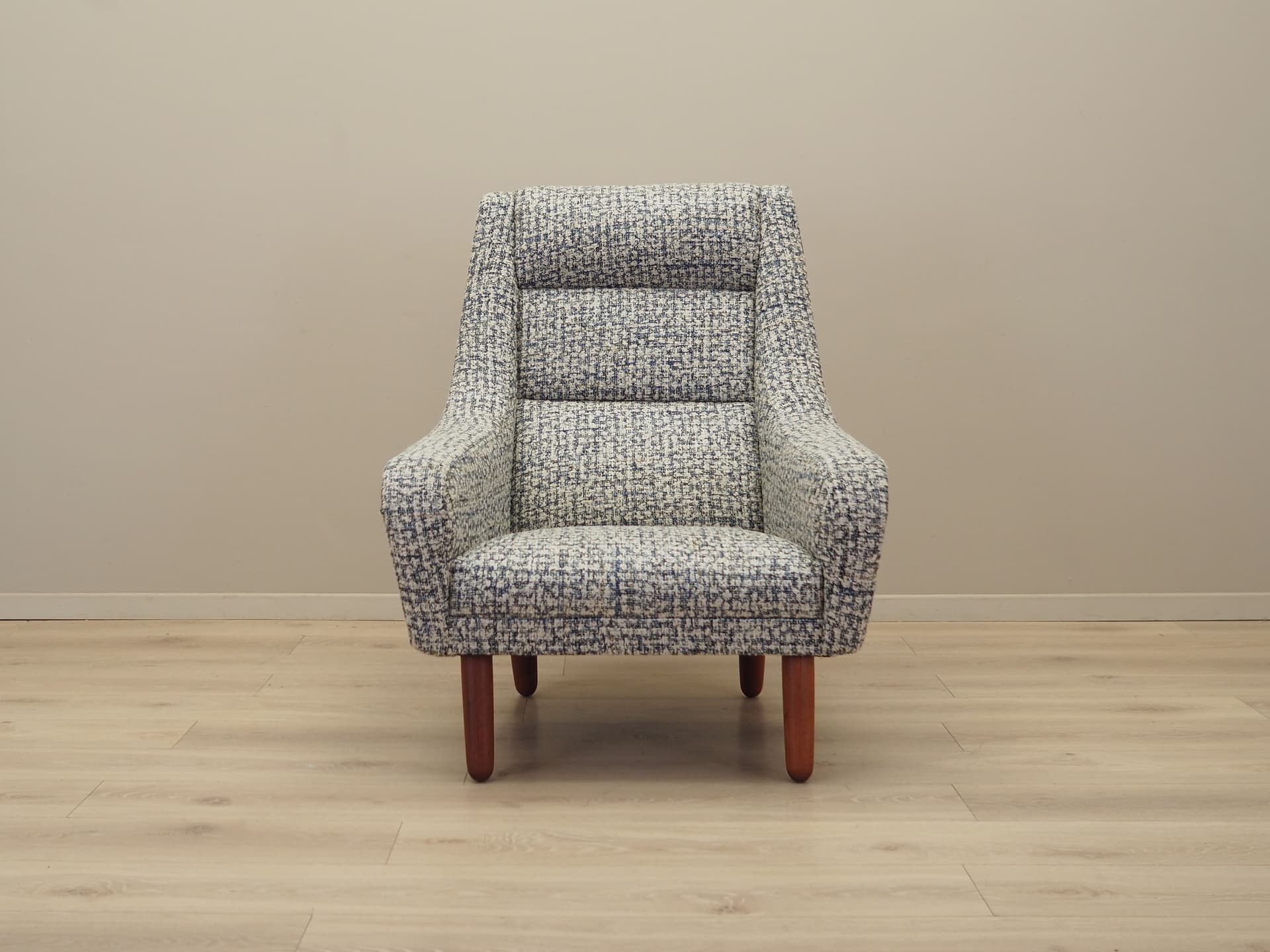 Lounge chair, blue, fabric, wood, Denmark, 1970s. - 81244