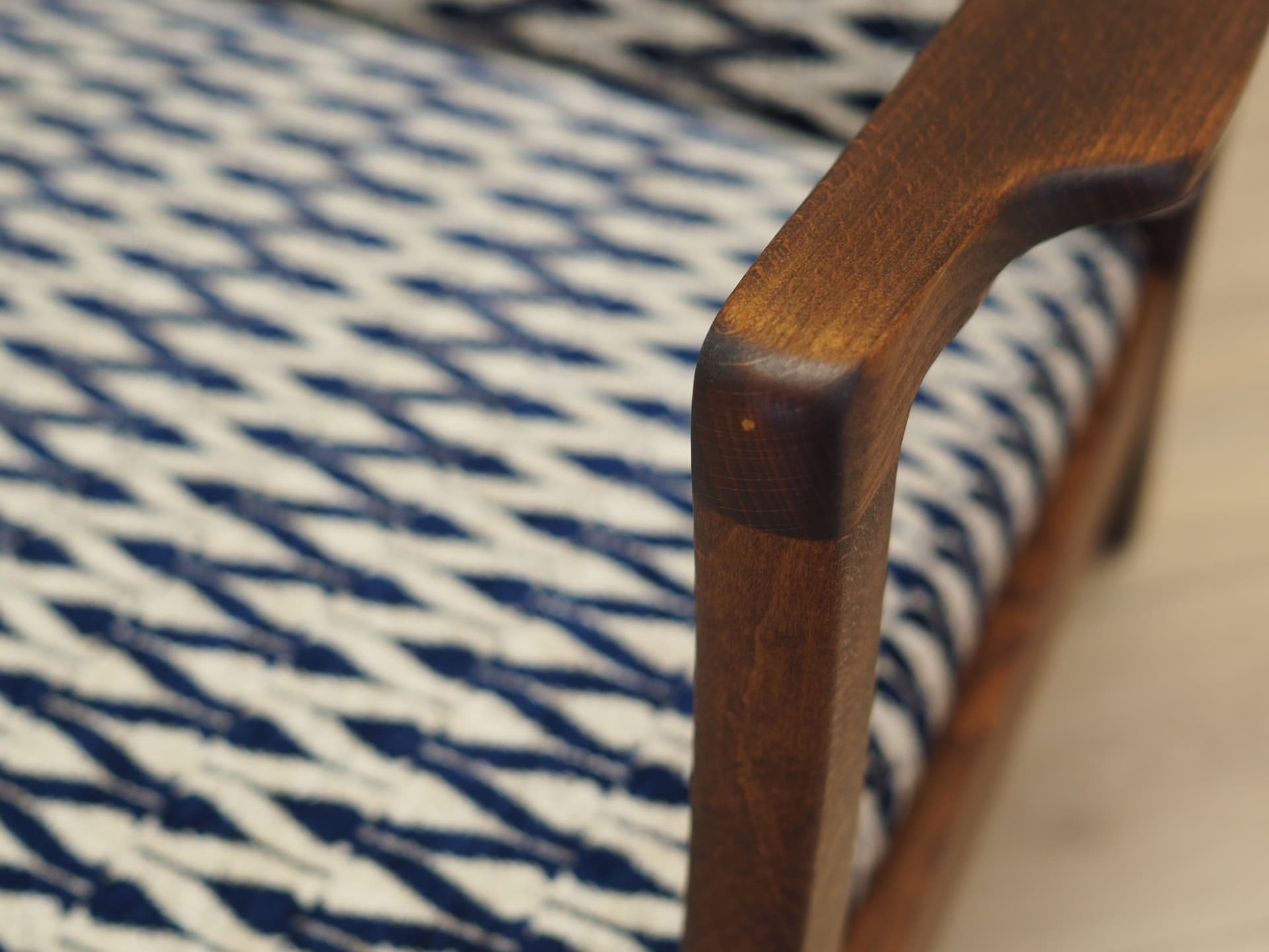 Lounge chair, navy blue beige, beech fabric, Denmark, 1970s. - 81434
