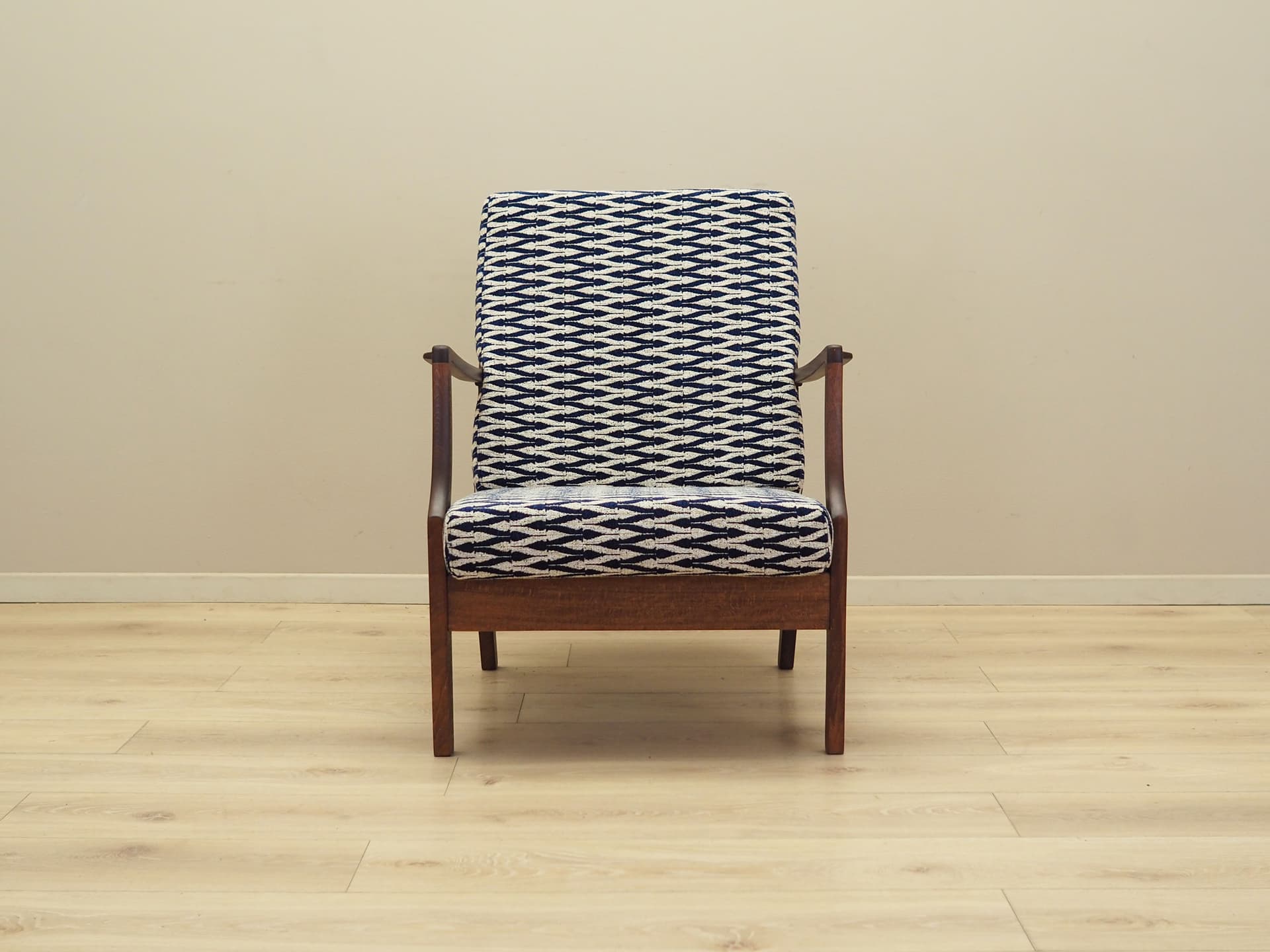 Lounge chair, navy blue beige, beech fabric, Denmark, 1970s. - 81432