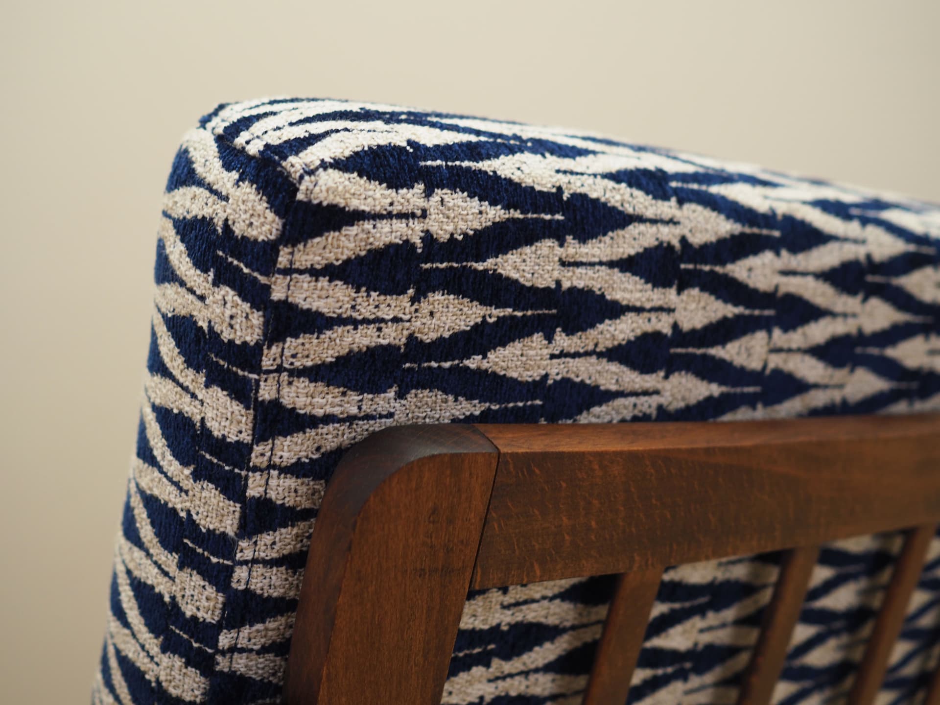 Lounge chair, navy blue beige, beech fabric, Denmark, 1970s. - 81438