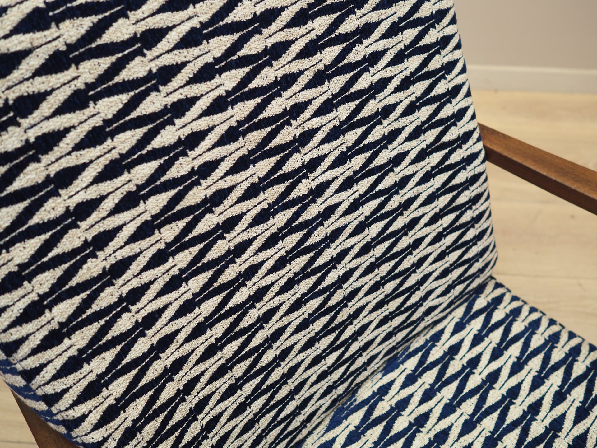 Lounge chair, navy blue beige, beech fabric, Denmark, 1970s. - 81442