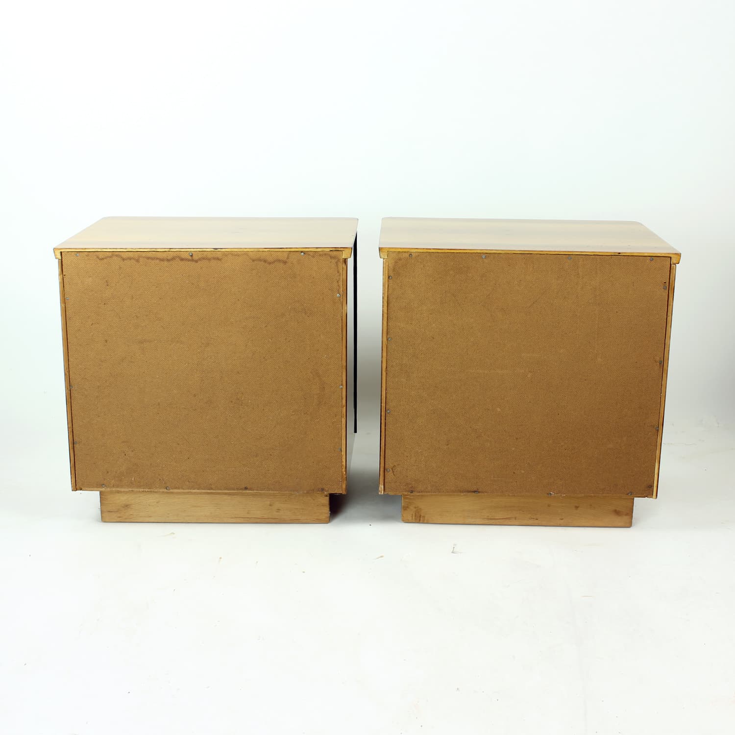 para stolików nocnych, orzech brązowy, Czechosłowacja, lata 60. - 91391