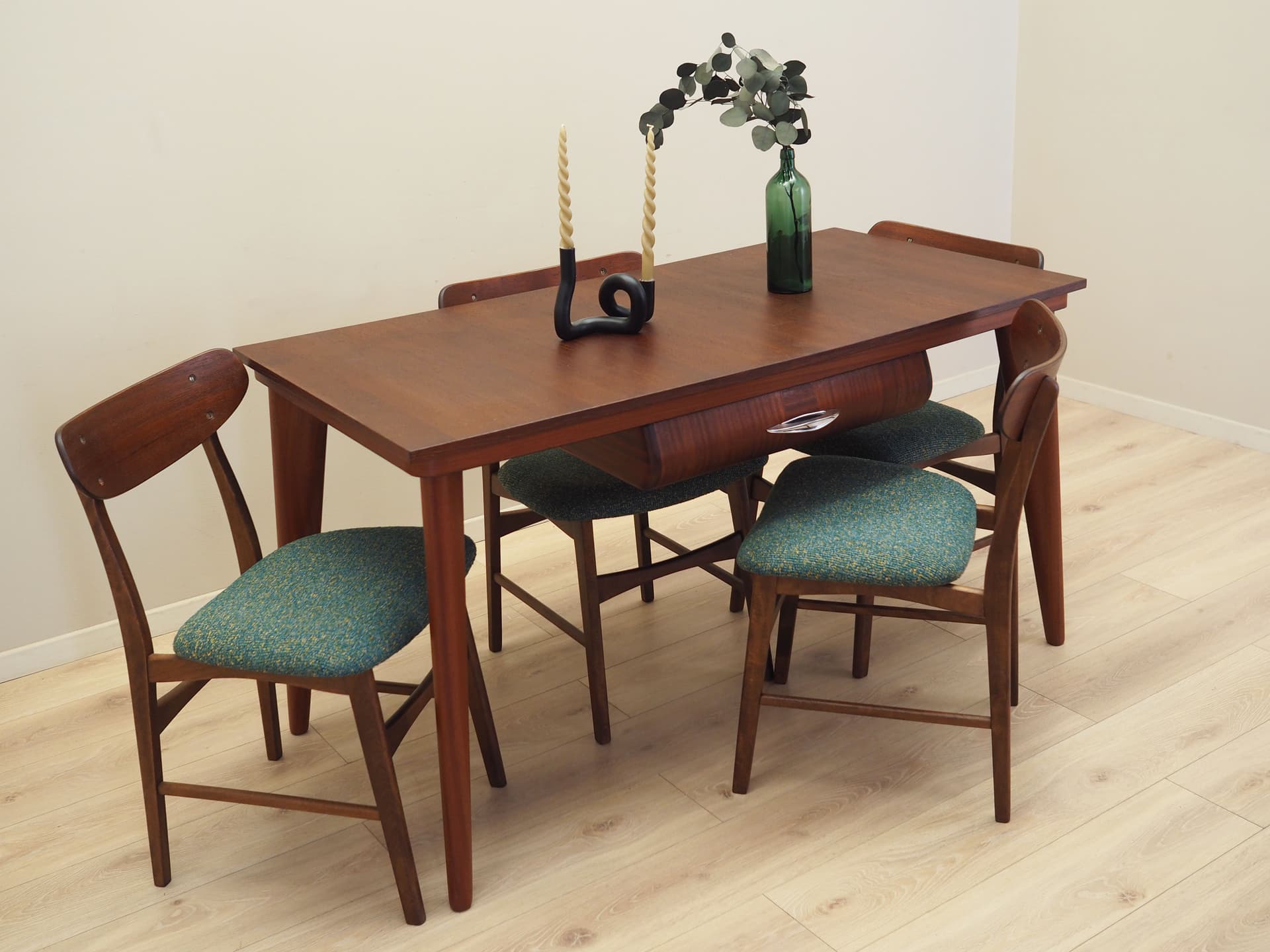 Desk, brown oak, Italy, 1970s. - 82026