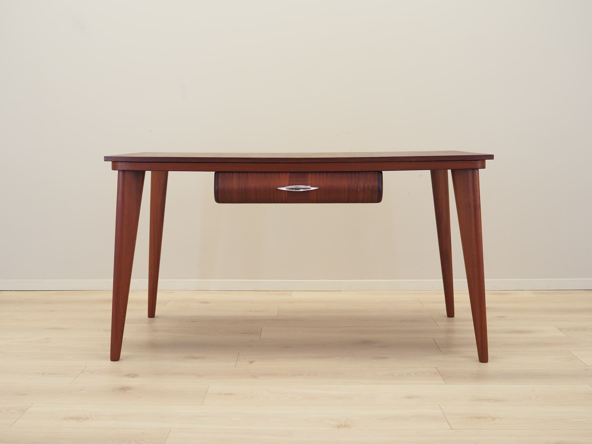 Desk, brown oak, Italy, 1970s. - 82027