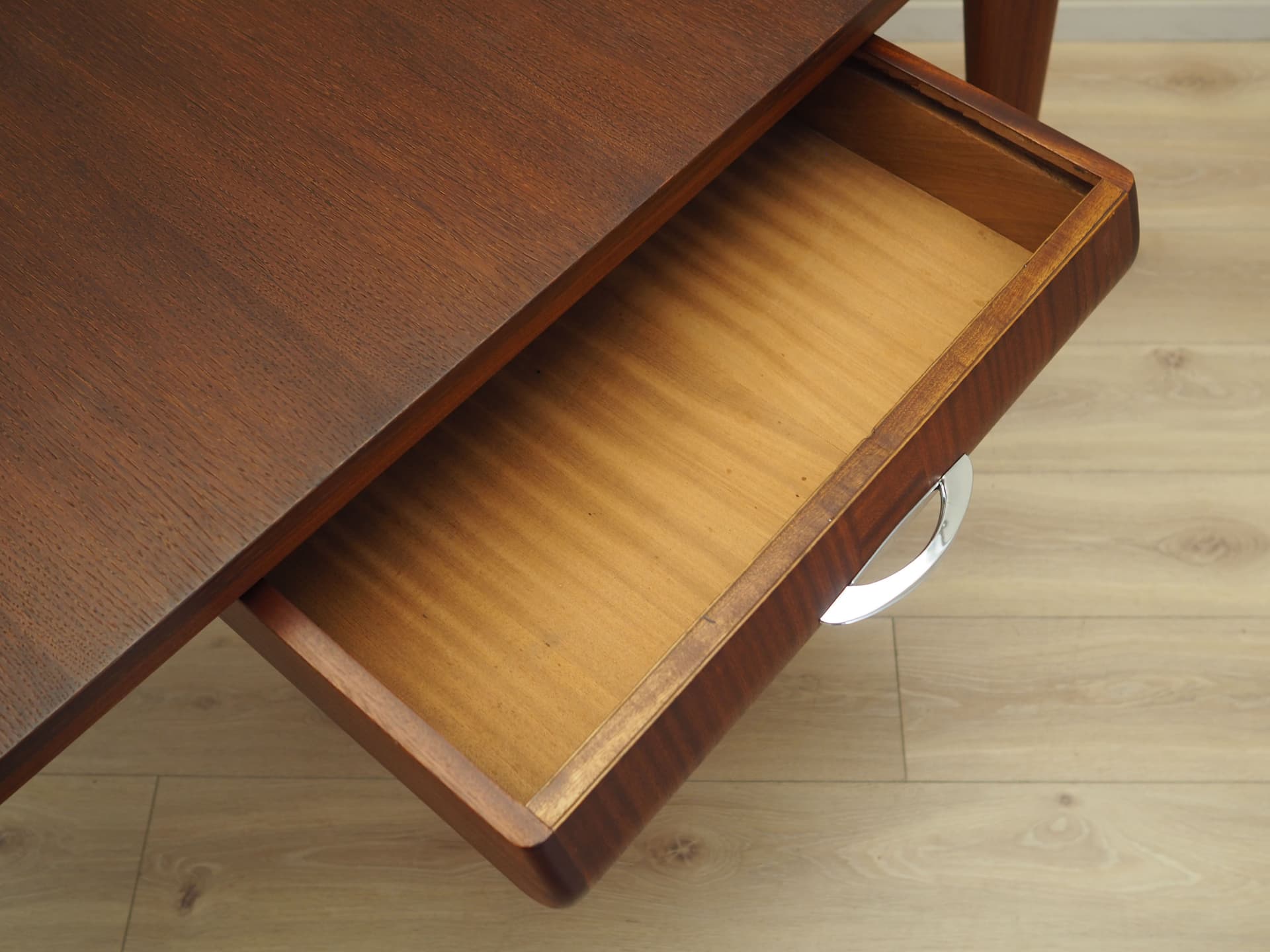 Desk, brown oak, Italy, 1970s. - 82037