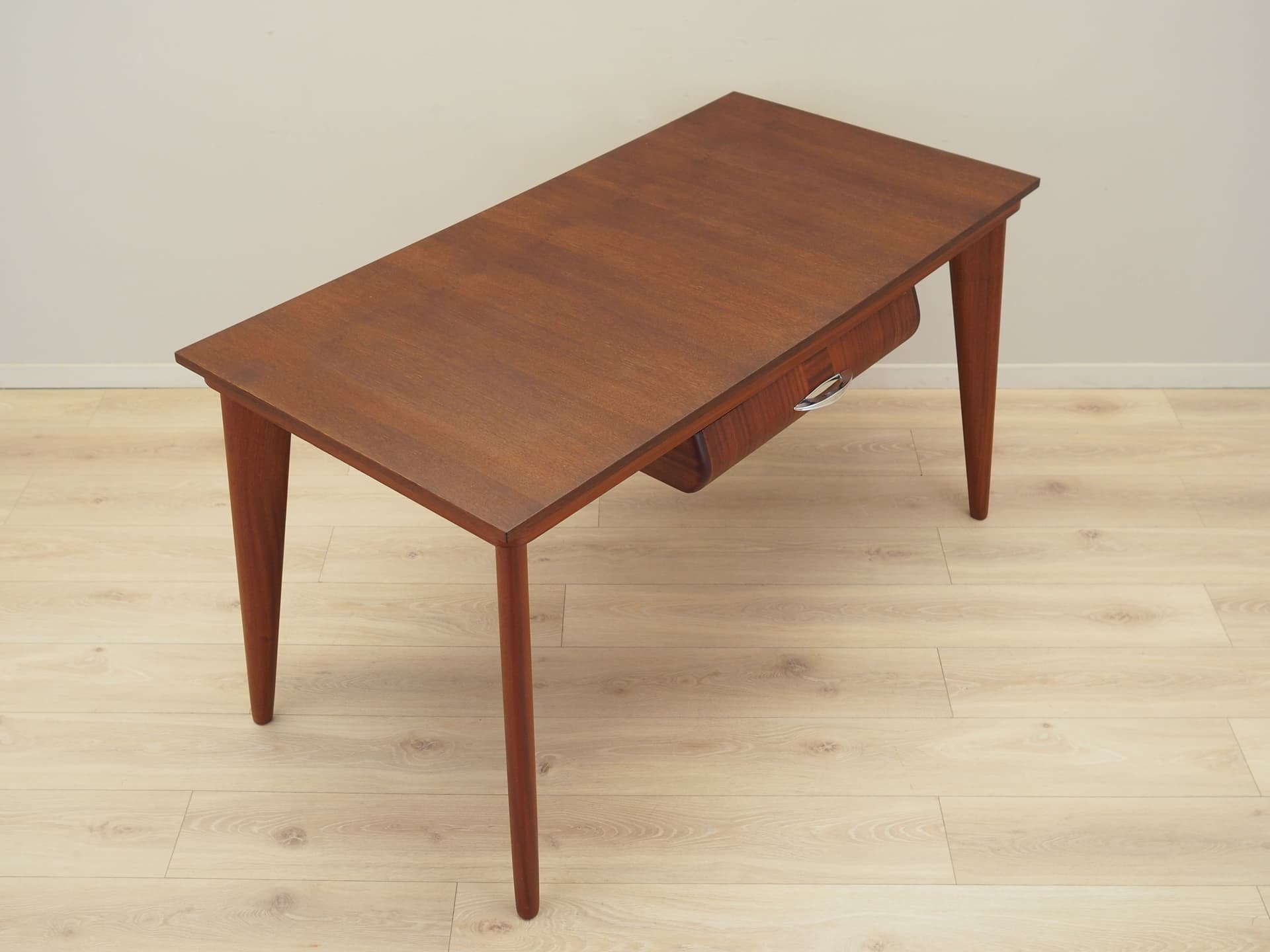 Desk, brown oak, Italy, 1970s. - 82032