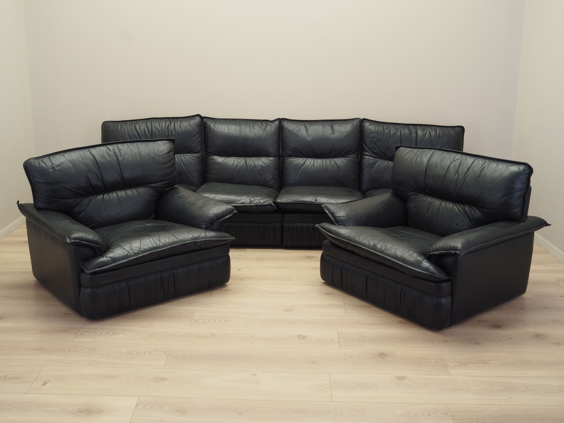 Sofa modułowa, czarna skóra naturalna, Włochy, lata 60. - 82077