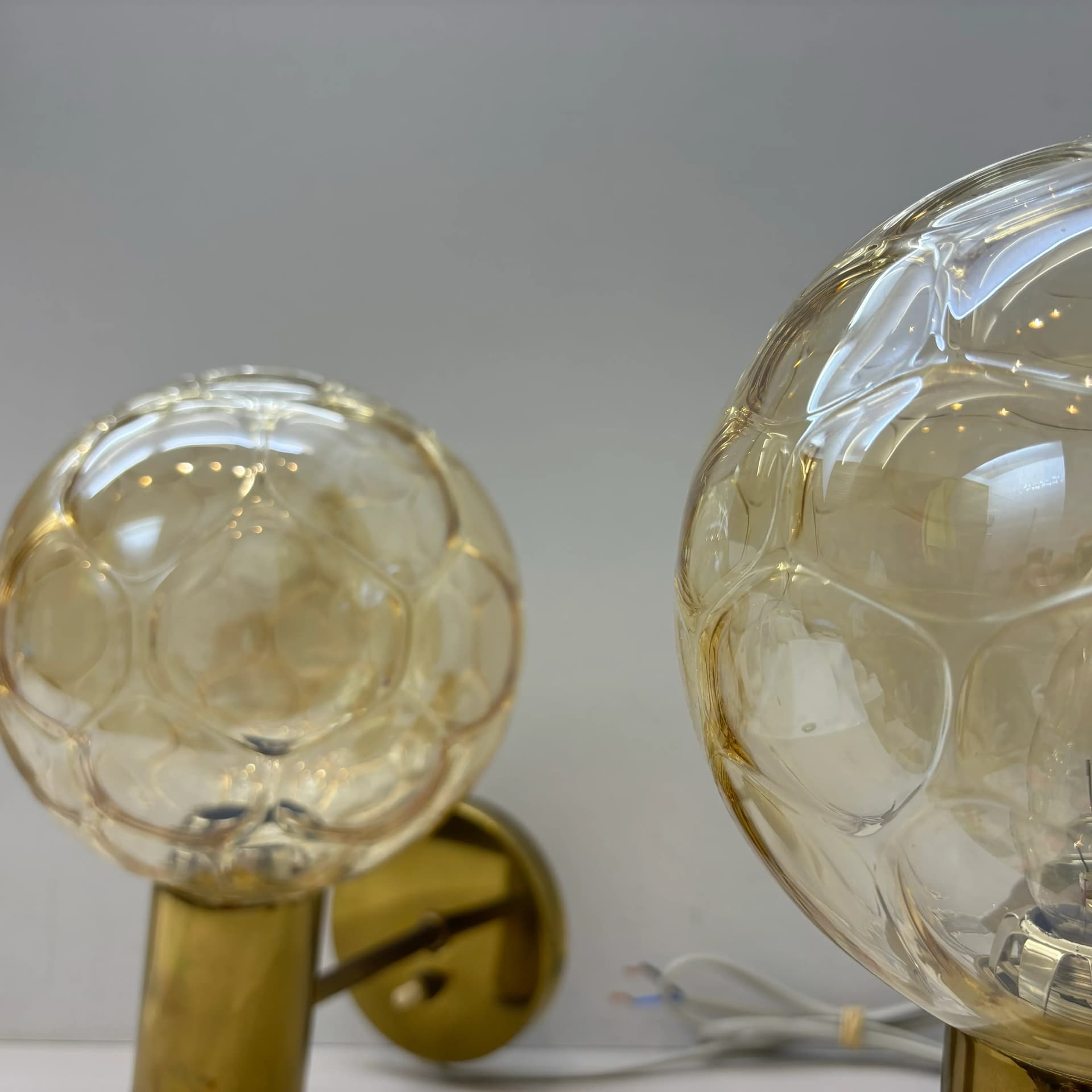 Para kinkietów, złoty, mosiądz, Laoni Belysning, Dania, lata 70. - 82192