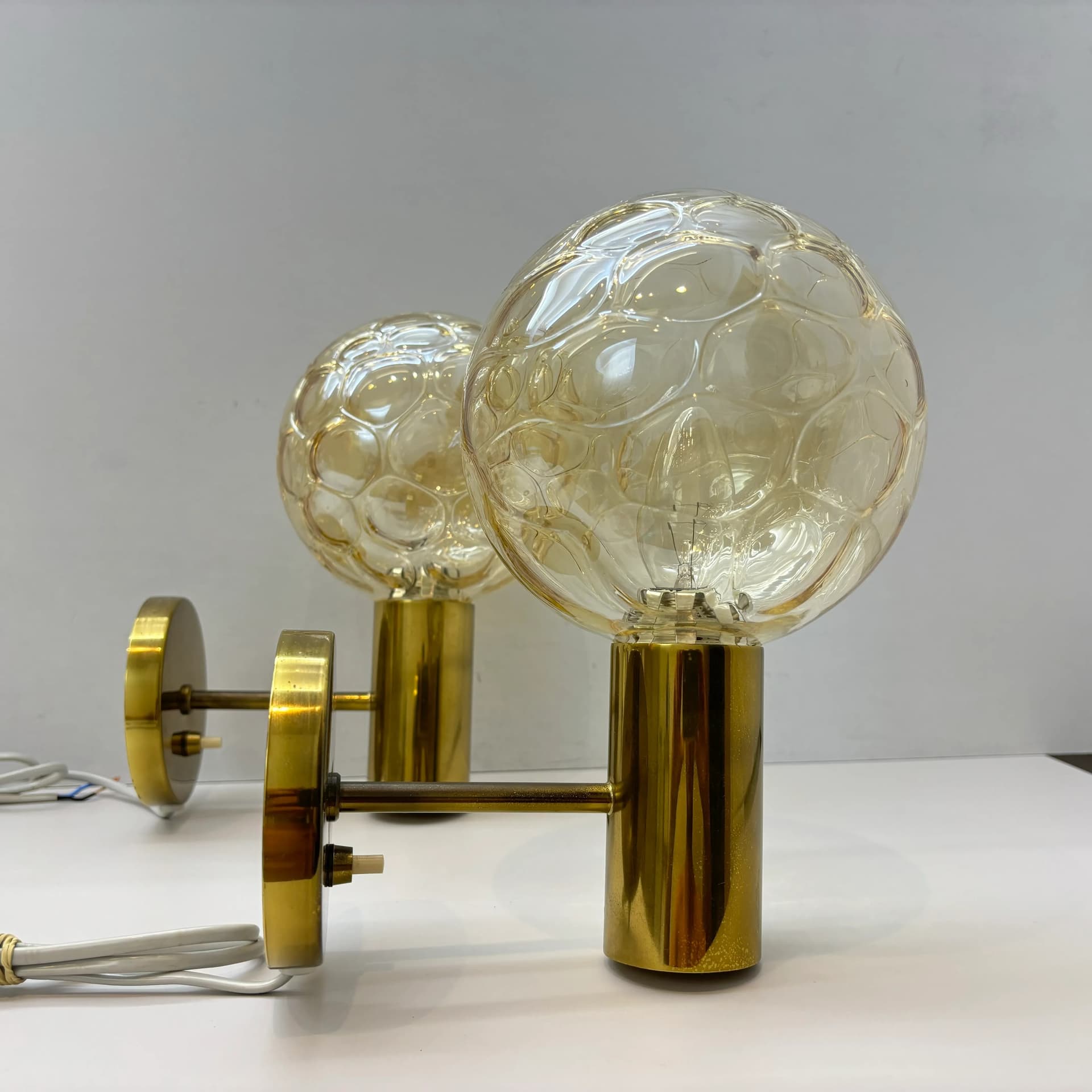 Para kinkietów, złoty, mosiądz, Laoni Belysning, Dania, lata 70. - 82191