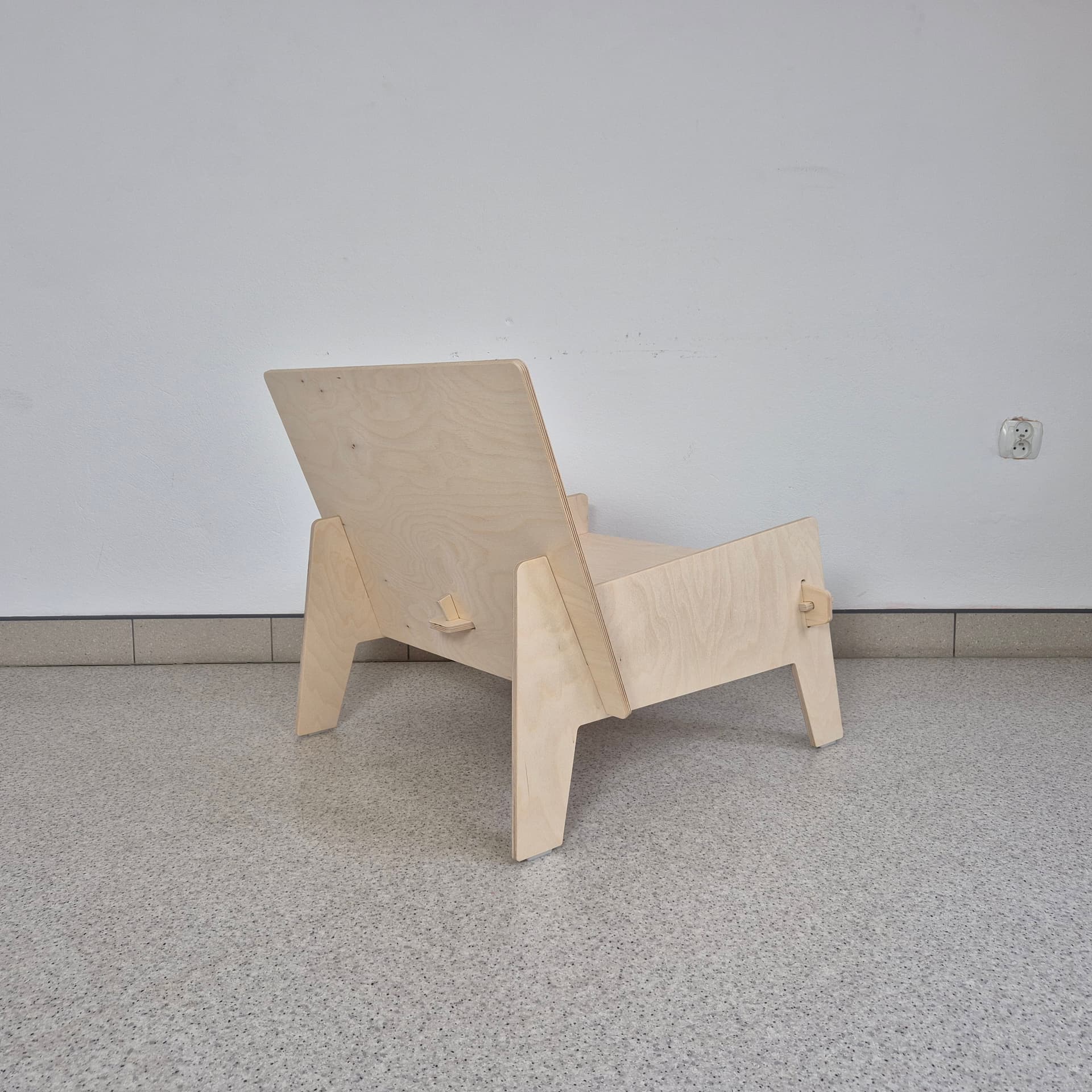 Fotel z serii Överallt proj. I. Diabaté K. i K. Gouriou dla Ikei, 2019 - 82617