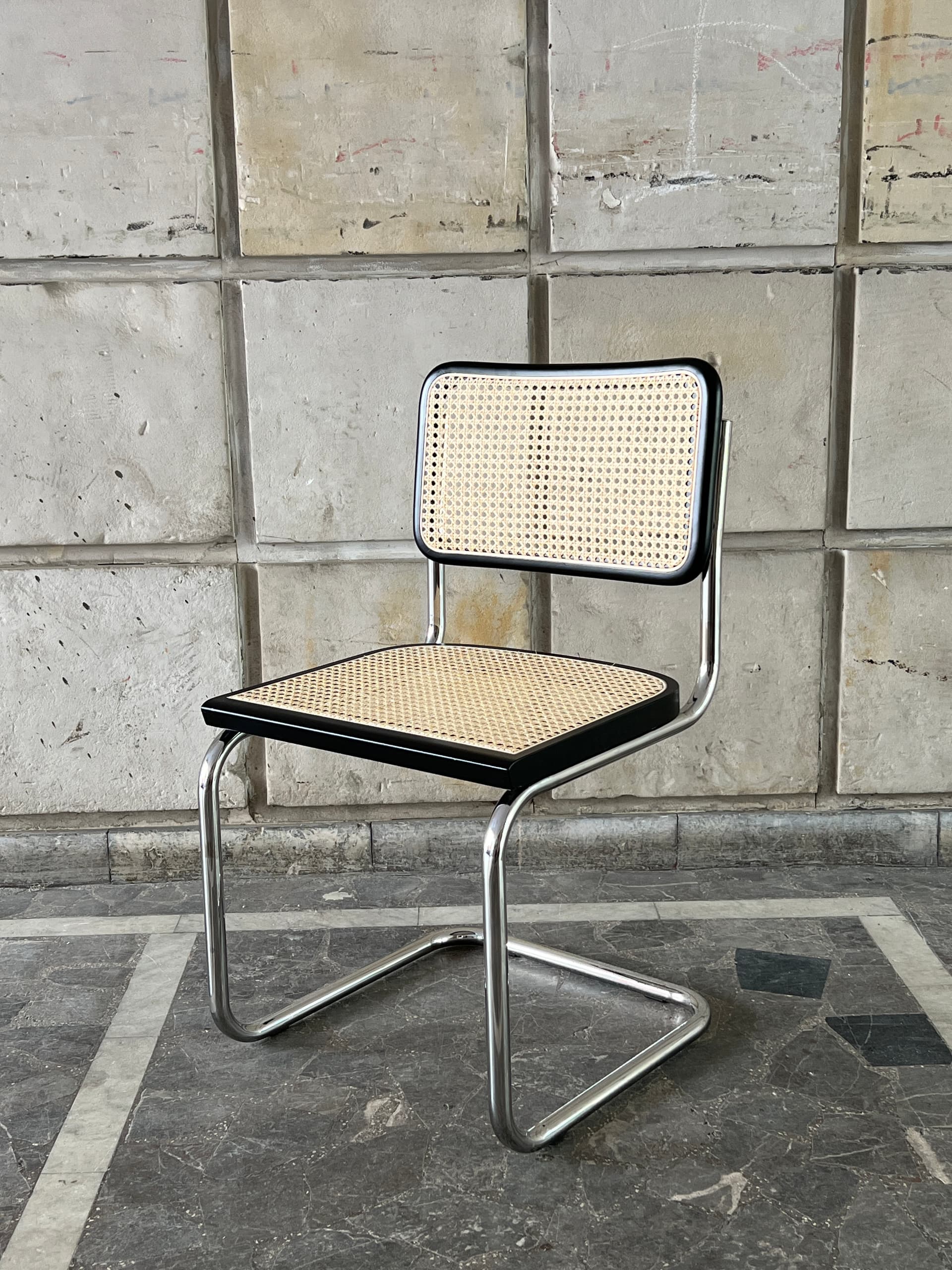 Krzesło z giętej stali wg proj. M.Breuer, Bauhaus, czarne - 124085