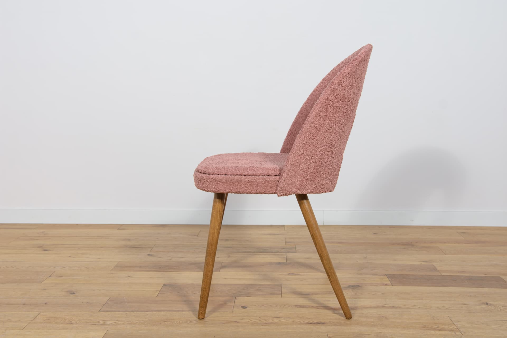 Komplet czterech krzeseł, proj. A. Suman, Tatra Nabytok, Czechy, lata 60. - 82743