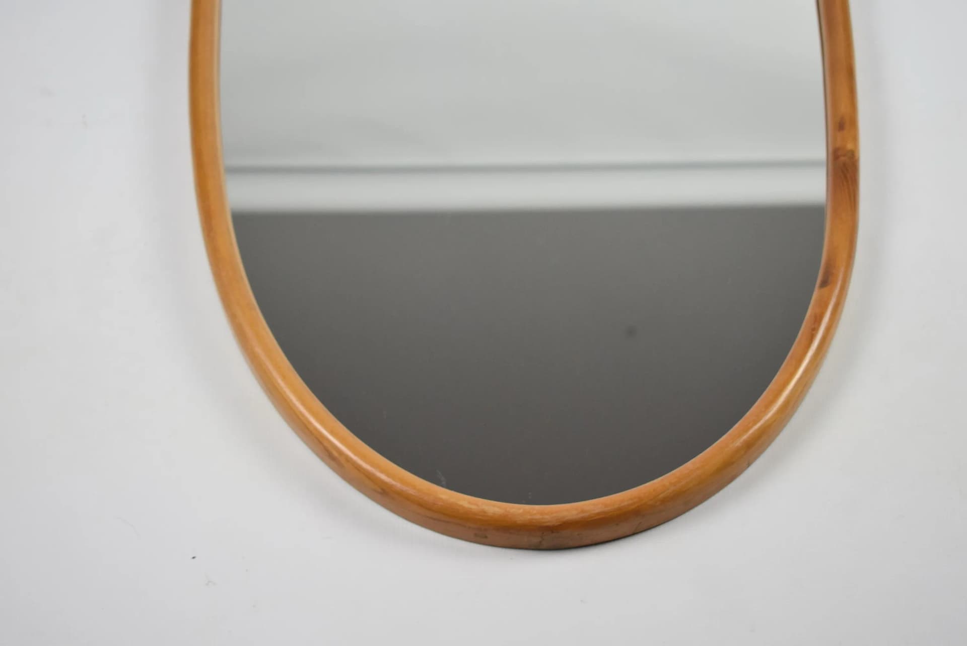 Brown Oval Wicker Wall Mirror, Poland, 1970s - 82967