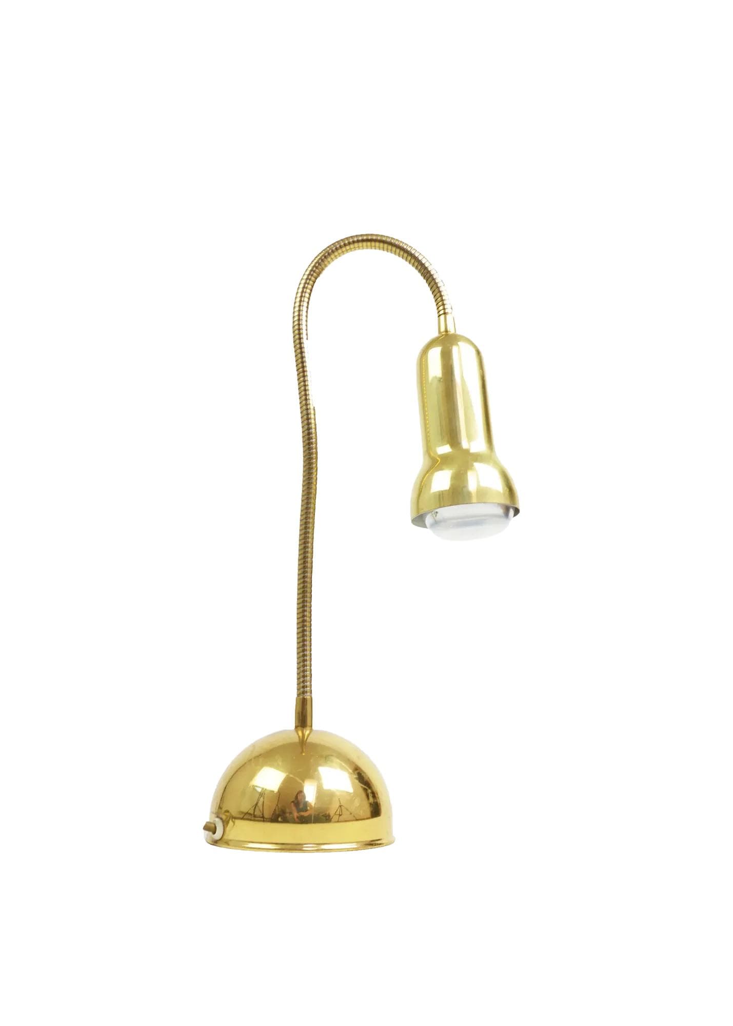 Złota, metalowa lampa biurkowa w stylu modernistycznym, Polska, lata 70.