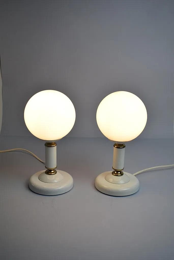 Białe szklane lampki nocne, Polska, lata 70. - 87215