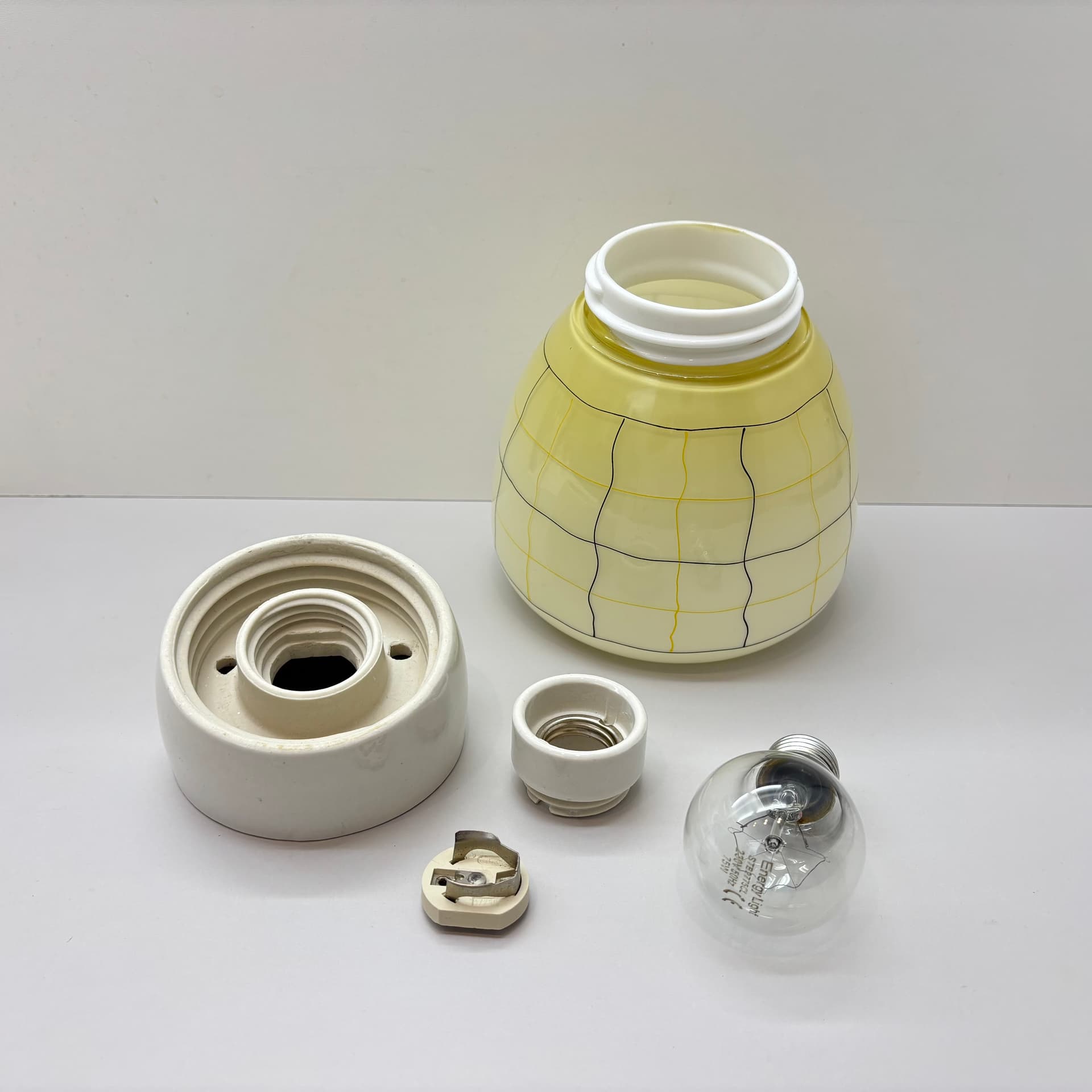 Kinkiet, ivory white, szkło, ceramika, Dania, lata 70. - 83140