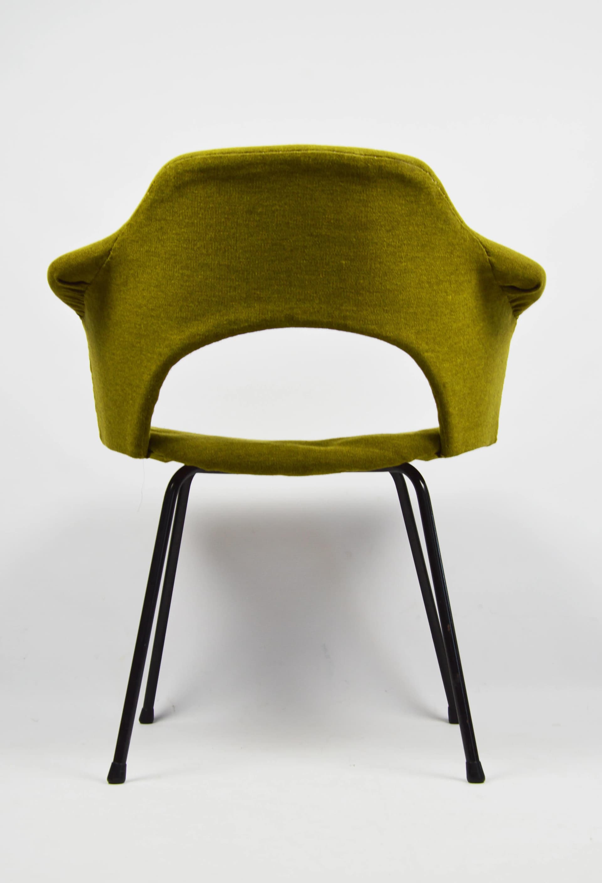 Krzesło z podłokietnikami Space Age, tkanina oliwkowa, metal czarny, Polska, lata 70. - 87117
