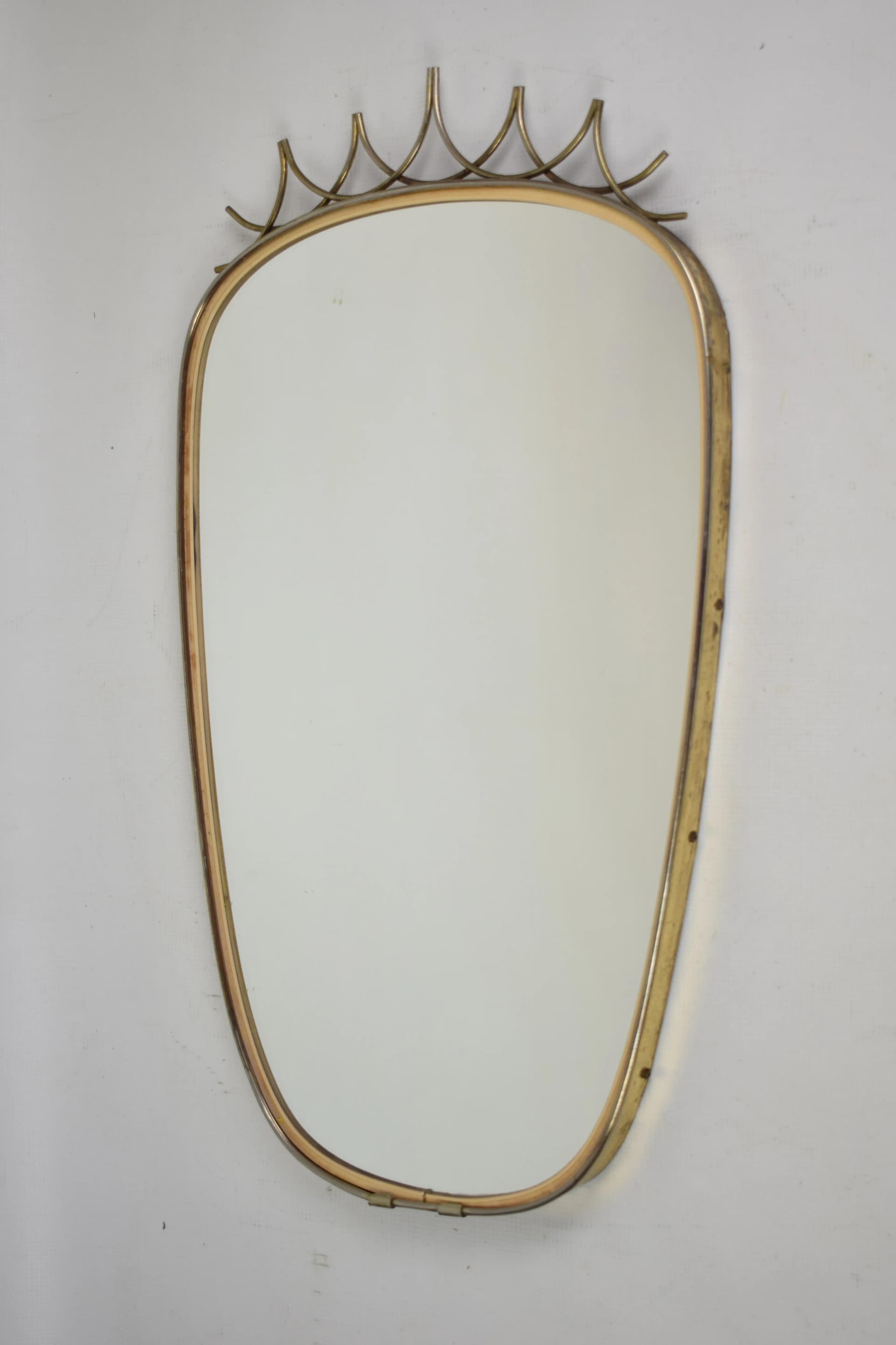 Wall mirror rockabilly, golden brass, Poland, 1960s. - 87057