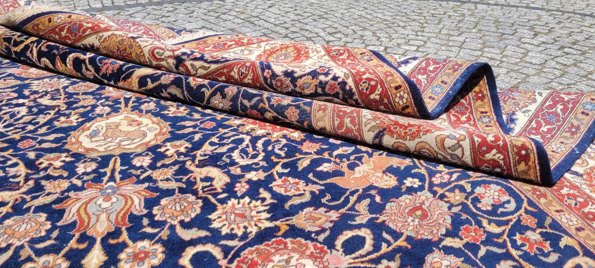 Dywan Isfahan, 250x355 cm, granatowy, wełna, Iran, lata 60. - 89247