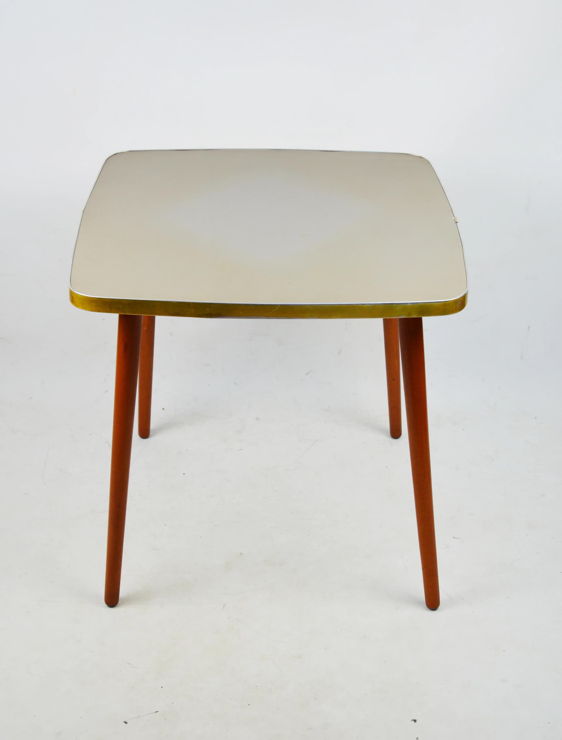 Stolik pomocniczy, ivory white, drewno, Polska, lata 70. - 86977