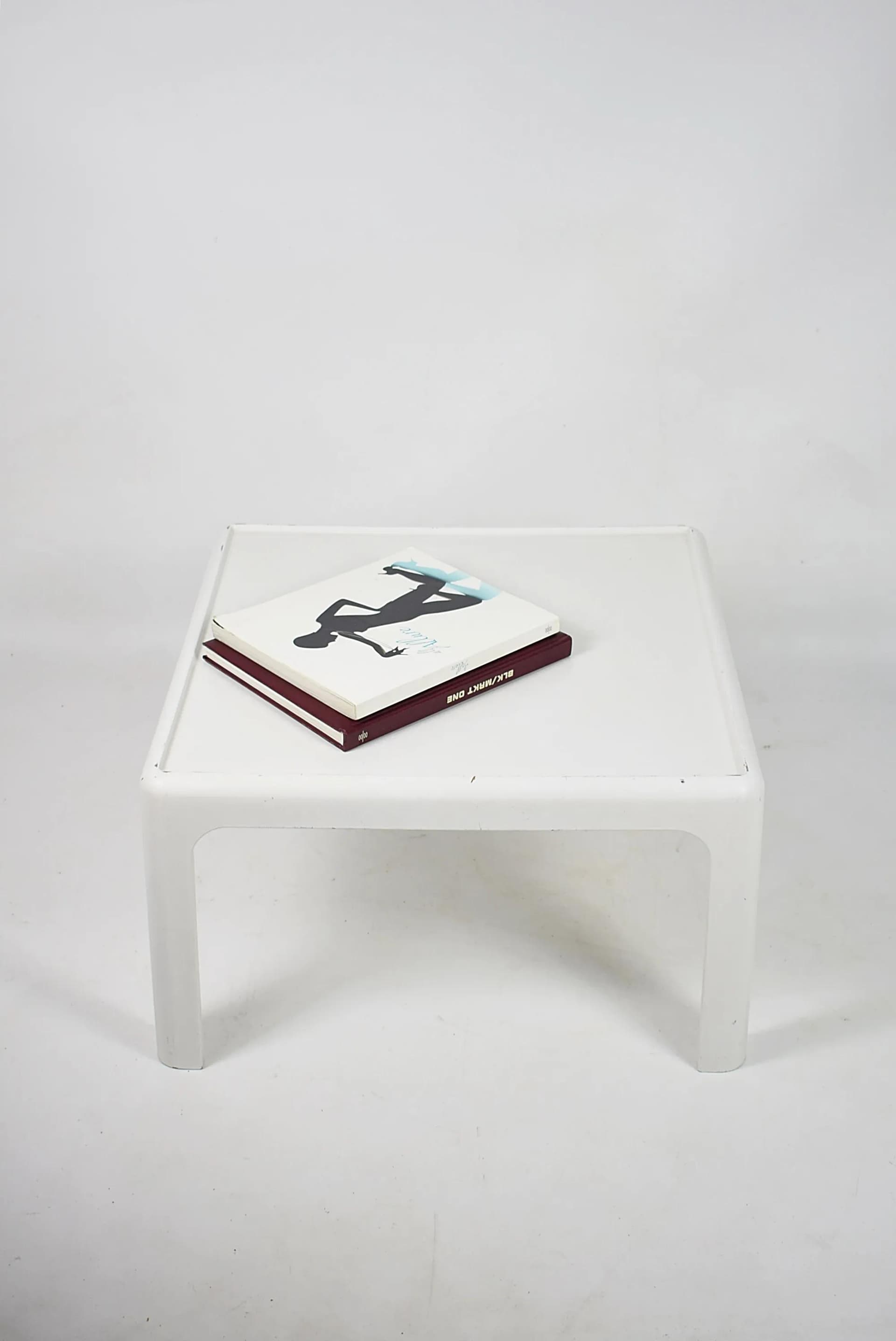 Coffee table, white plastic, by P. Ghyczy, Horn Collection, Germany, 1970s. - 86974