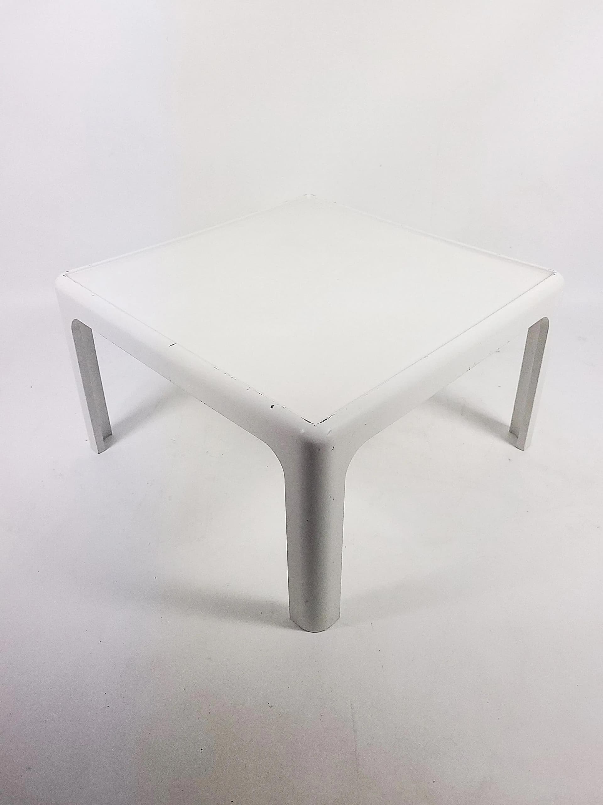 Coffee table, white plastic, by P. Ghyczy, Horn Collection, Germany, 1970s. - 86967