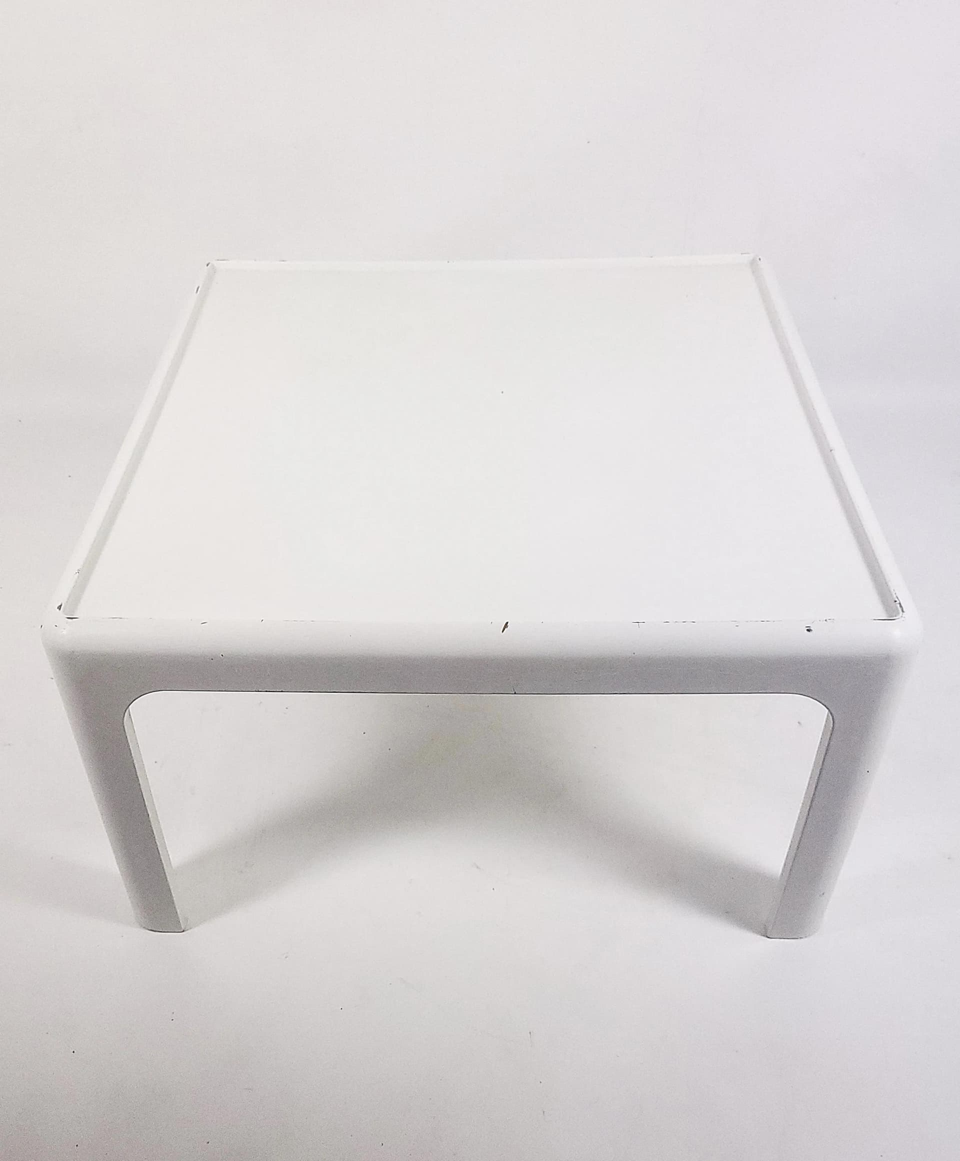 Coffee table, white plastic, by P. Ghyczy, Horn Collection, Germany, 1970s. - 86970