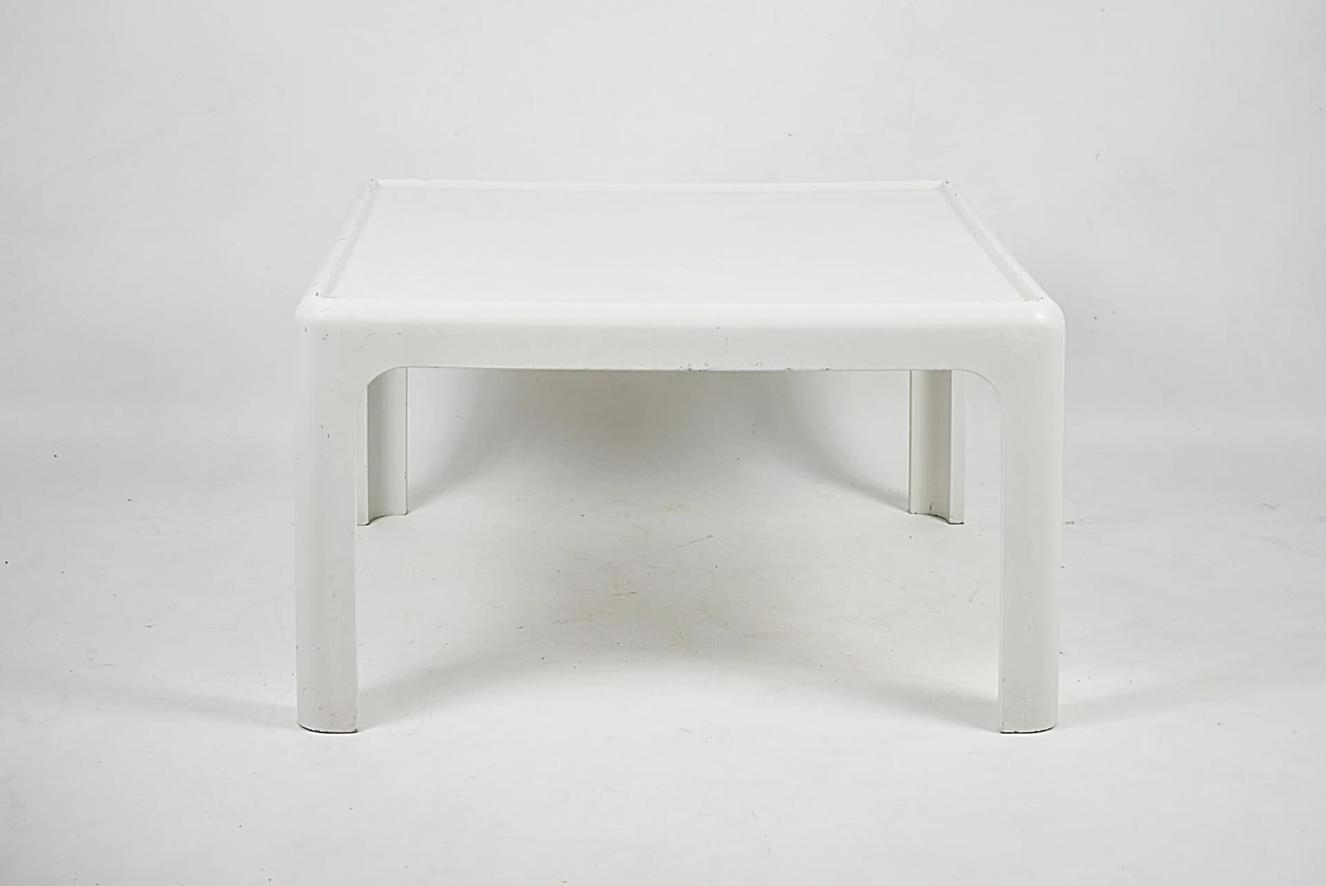Coffee table, white plastic, by P. Ghyczy, Horn Collection, Germany, 1970s. - 86968