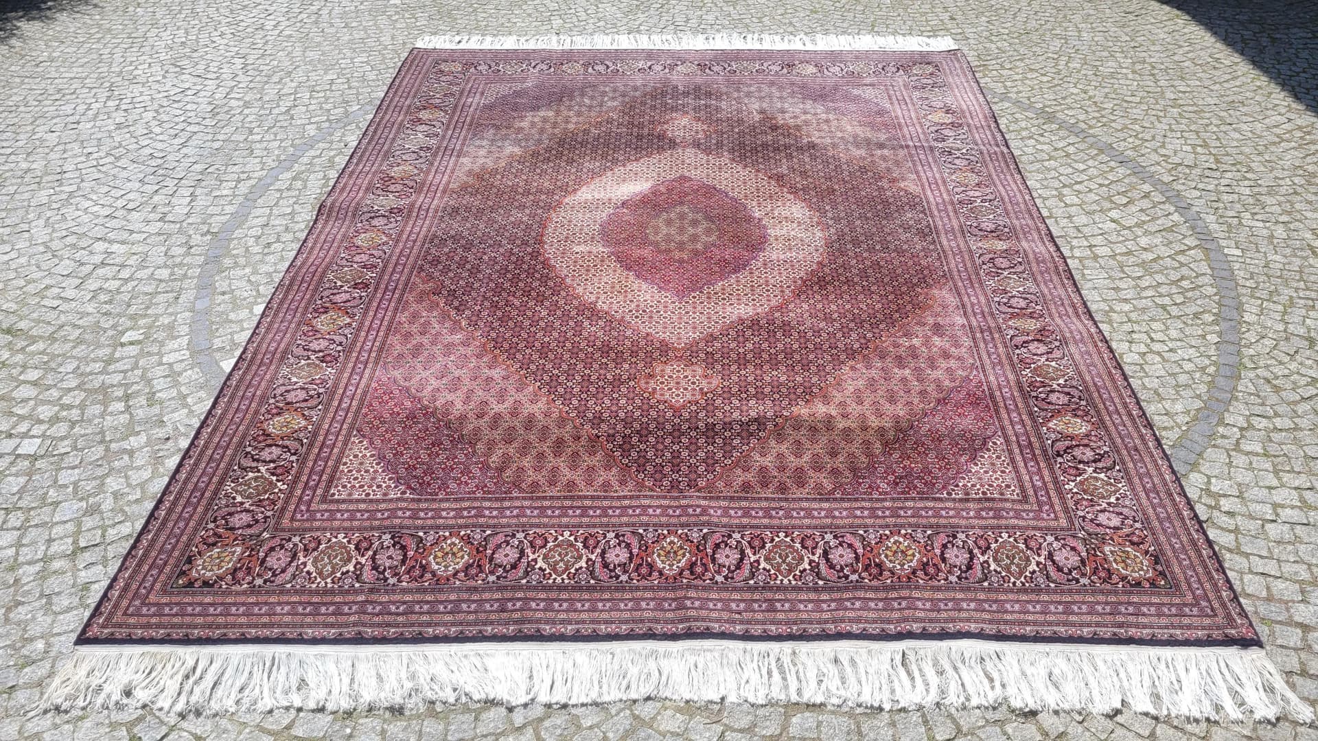 Rug Tabriz Raj 80, 300x430 cm, maroon, wool and silk, Iran, early 20th c. - 89186