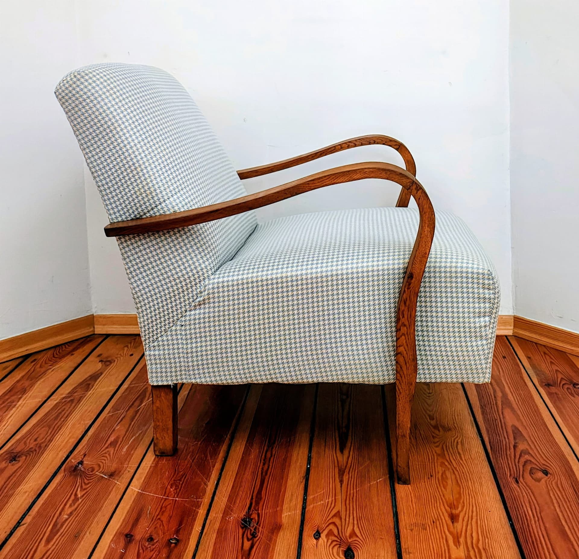 Armchair Mid-century Modern, grey, oak, Czechoslovakia, 1960s. - 83250