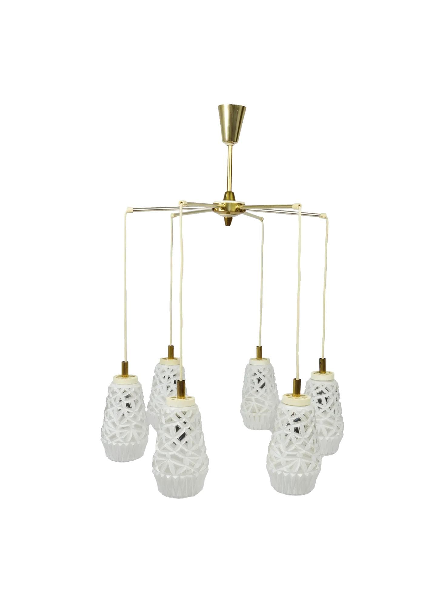 Lampa kaskadowa, szkło białe, metal, Polska, lata 70.