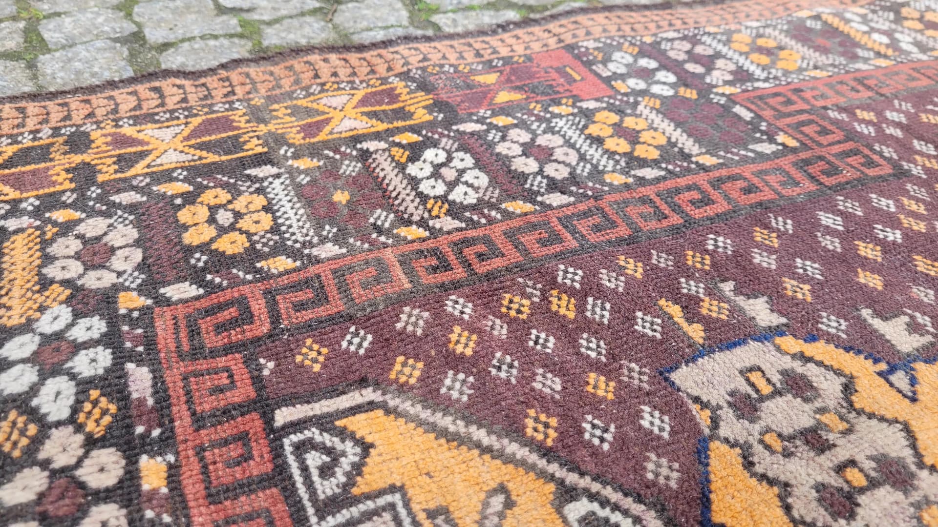 Rug Beluch, 90x145 cm, maroon, wool, Afghanistan, early 20th c. - 89125