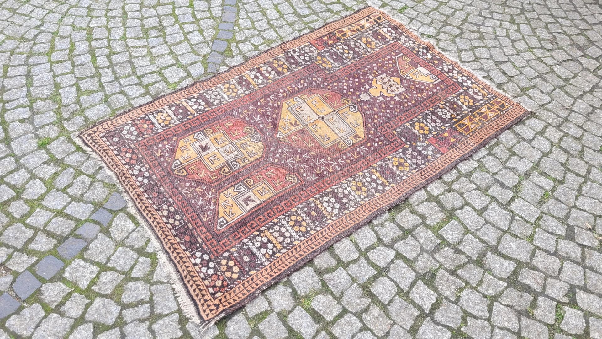 Rug Beluch, 90x145 cm, maroon, wool, Afghanistan, early 20th c. - 89122