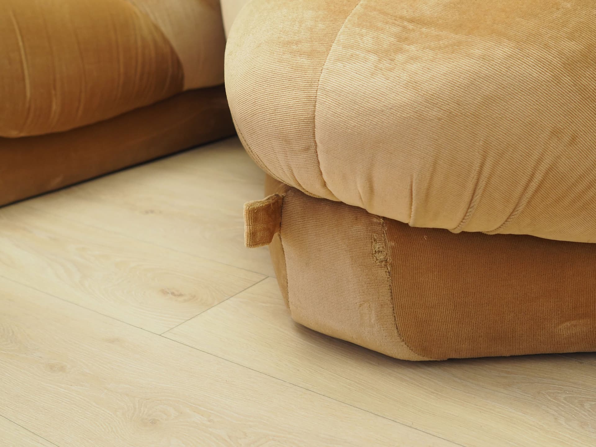 Sofa modułowa, velvet złoty, proj. R. Maturi, Mimo Padova, Włochy, lata 70. - 83346