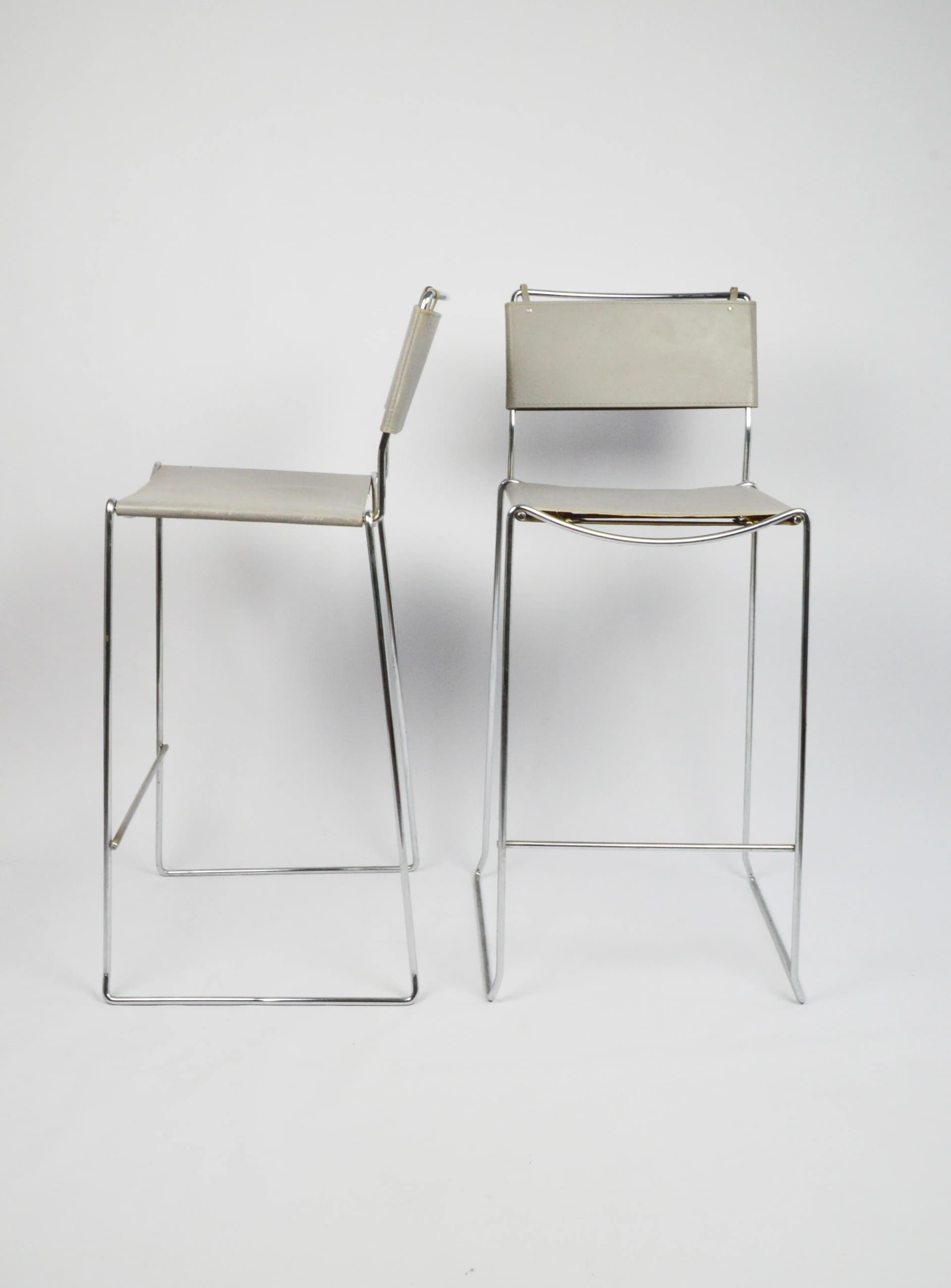 Pair of bar stools, grey leather, chrome steel, by G. Belotti, Alias, Italy, 1970s. - 86791