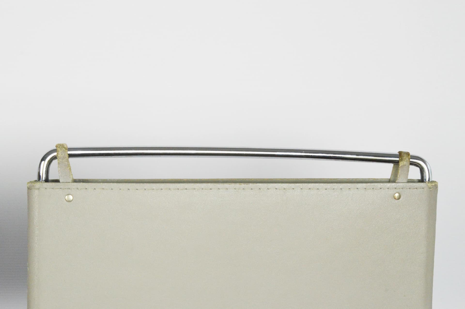 Pair of bar stools, grey leather, chrome steel, by G. Belotti, Alias, Italy, 1970s. - 86798